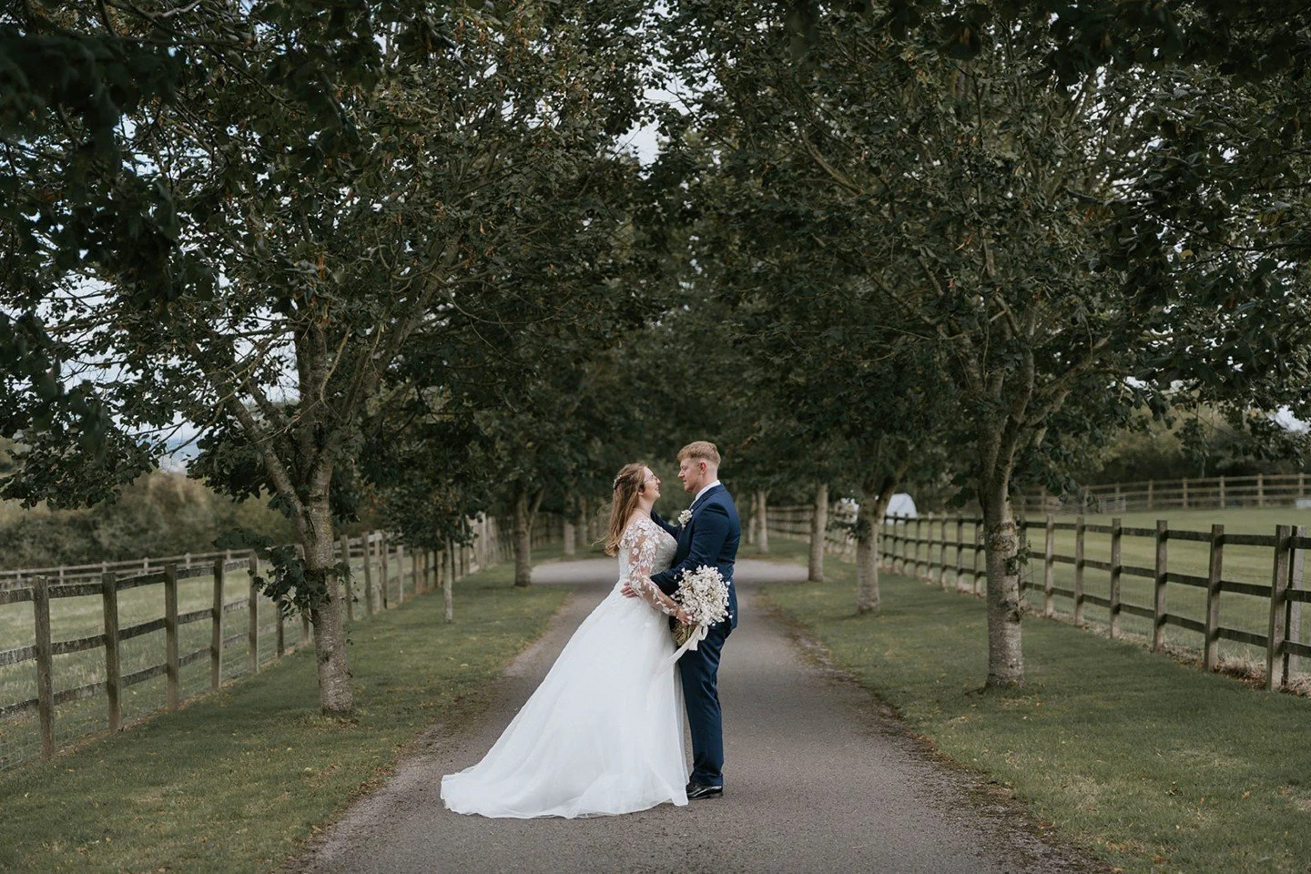 Every venue has that spot&hellip;

Ours? Is this driveway 🌿🌳

If you&rsquo;ve visited Wick Farm, you&rsquo;ll recognise it instantly 🤍

Or if you're just starting your journey, and it looks like your dream backdrop, we would love to give you a tou