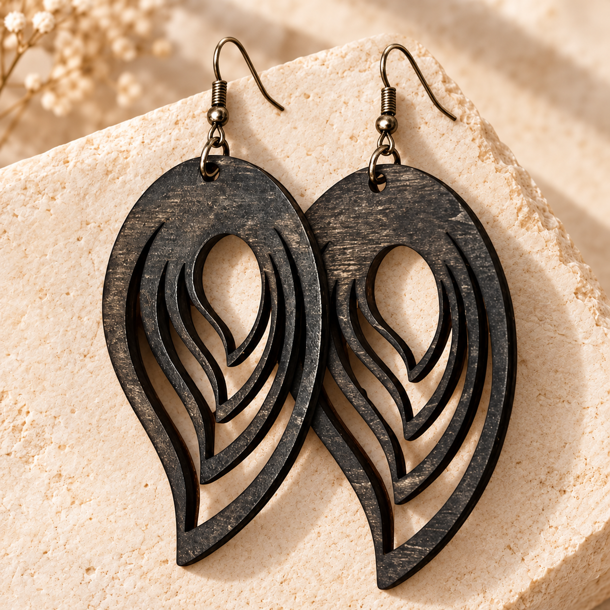 Contour Curve Earrings 1.png