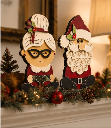 santa_mrs_claus_mantel_lifestyle.png