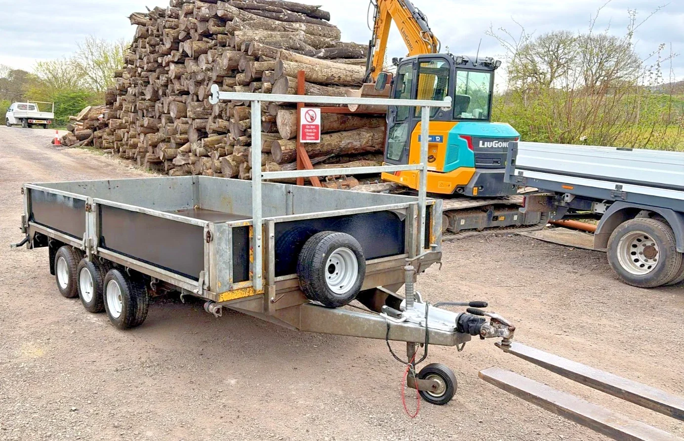 s-l1600 - 2026-04-01T153336.019.webp