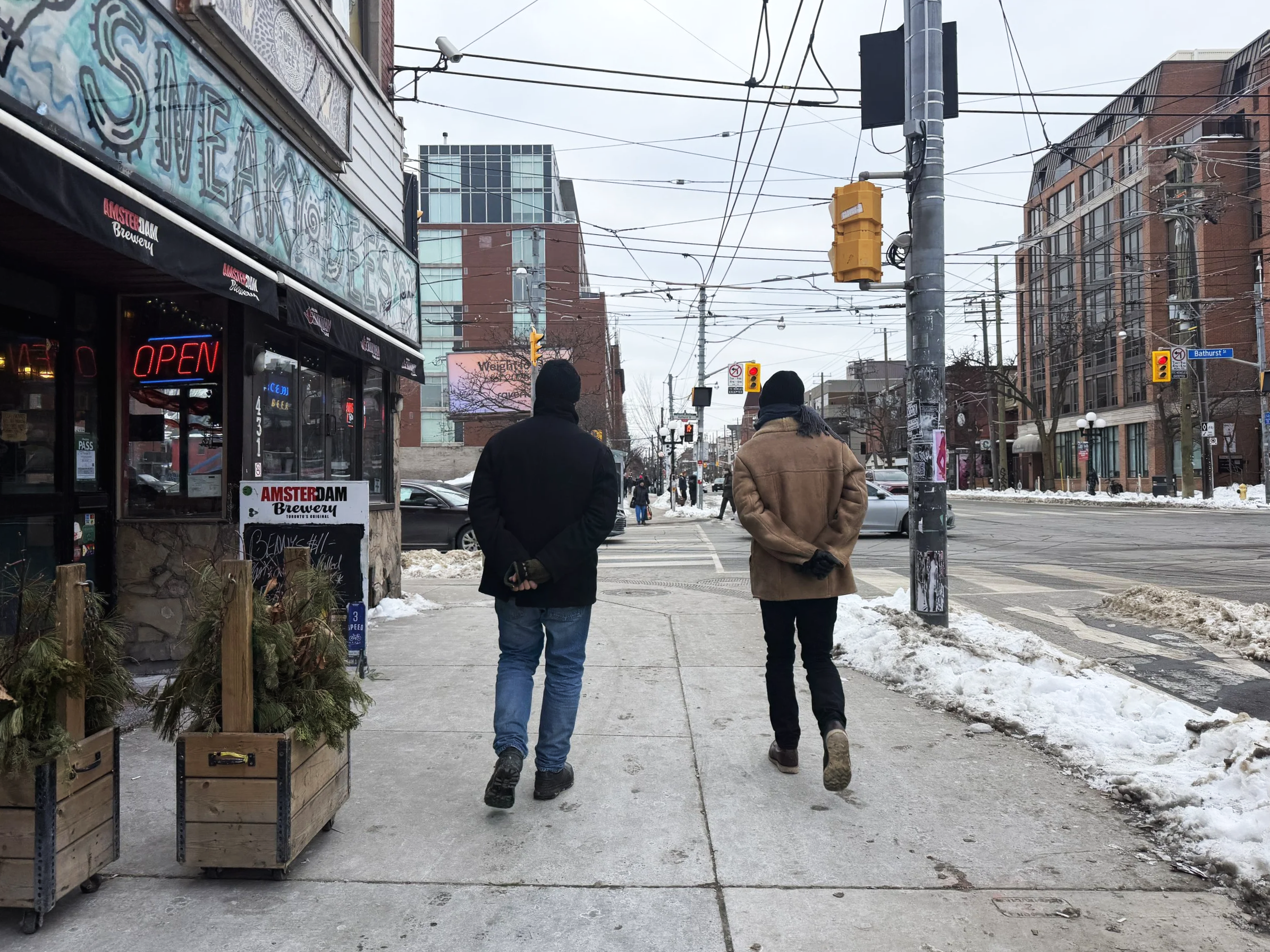 1/2 Marthe Amanda Vannebo er jo fotograf. I det stille knipsa ho stadig Sundstøl og Bjella på tur.