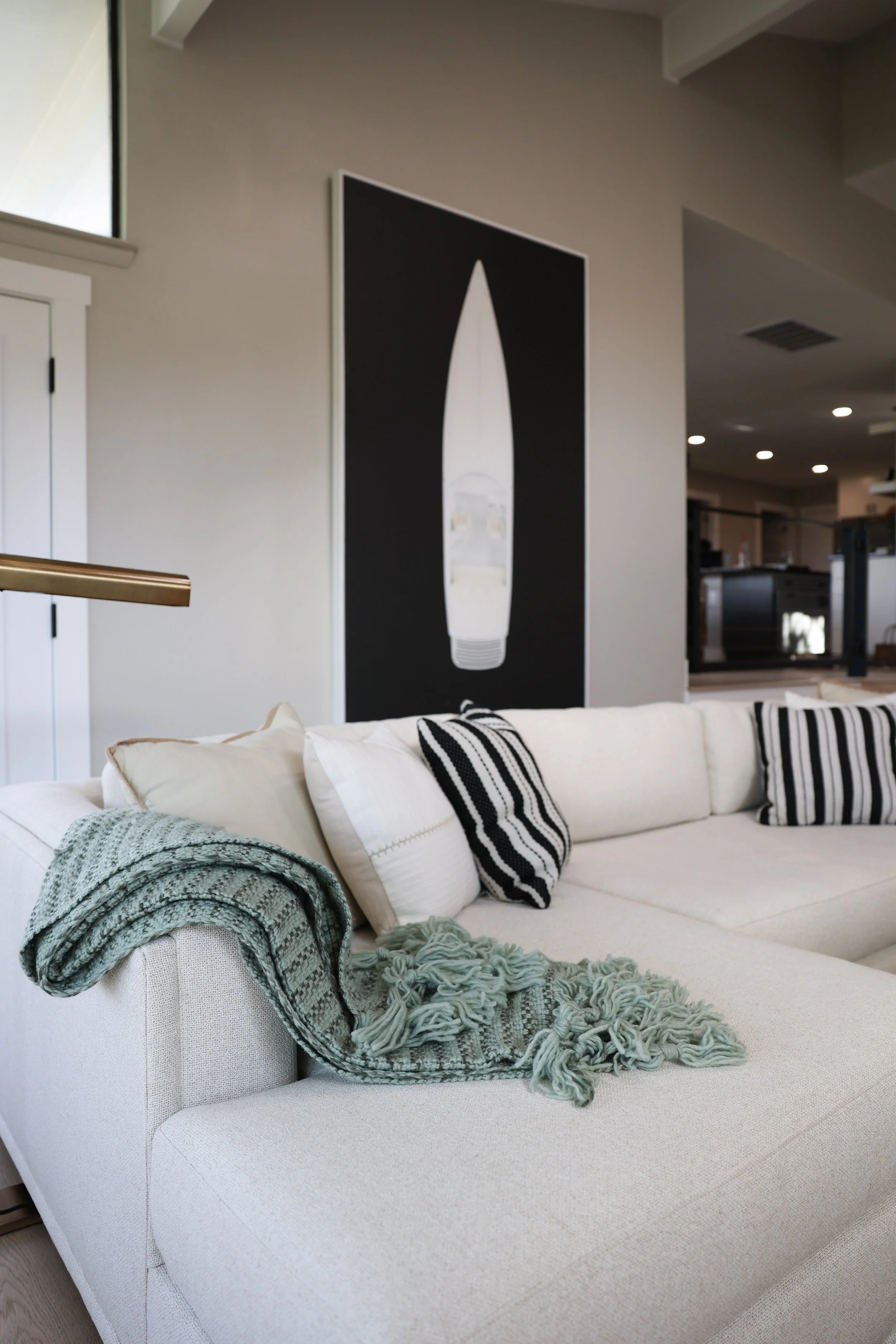 Interior Design Tips for Creating a Cozy and Inviting Living Room