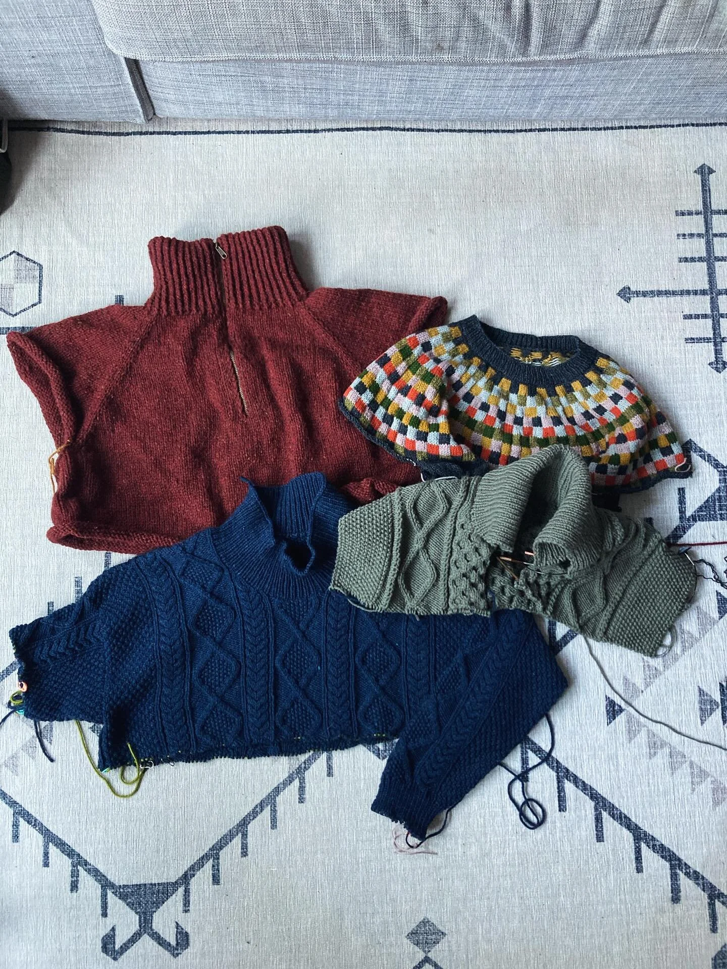 Me: Why haven&rsquo;t I finished knitting a single GD sweater since last spring?!

Also me: *has 4 sweater WIPs*

Me: OK, but can we just focus up and finish a single sweater by the end of this year?

Also me: *signs up for Direct Your Own Doodle Swe