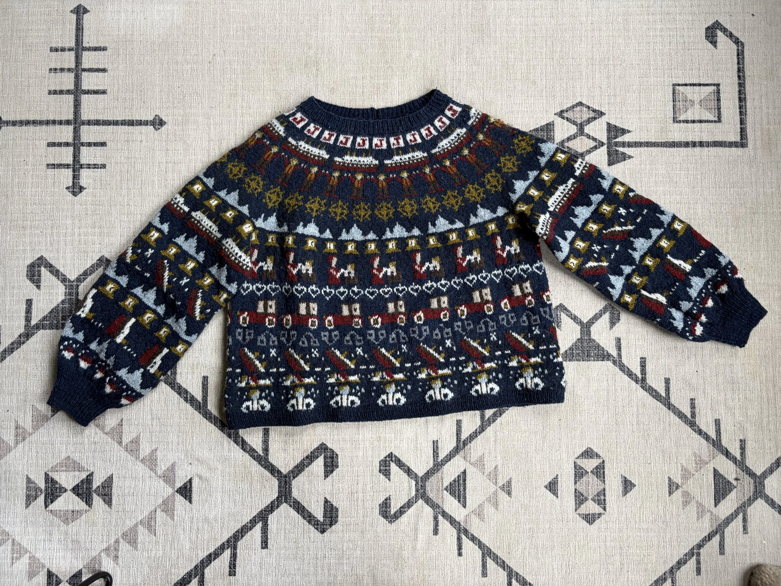 Titanic_Sweater_2026_Warchol 3.jpg