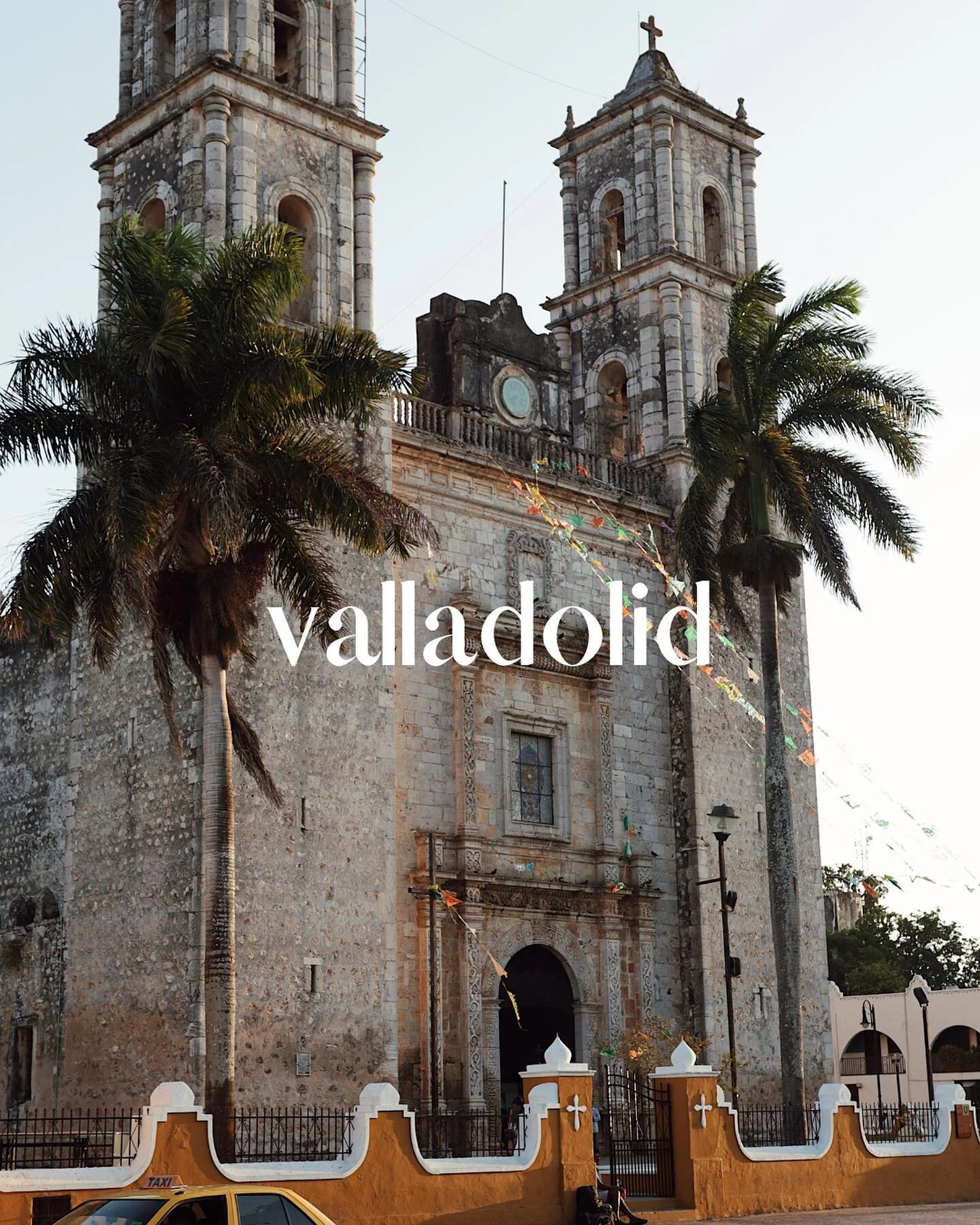 Als je Valladolid opzoekt op het internet is de prachtige kerk &lsquo;Iglesia de San Servacio&rsquo; waarschijnlijk het beeld van de stad dat blijft hangen. 
Wij reden met een taxibusje vanuit Chiquil&aacute; naar Valladolid. Onze eindhalte was preci