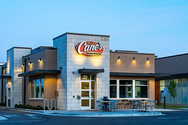 FRIED AND TRUE: HOT BOX VS. CANE’S&nbsp;