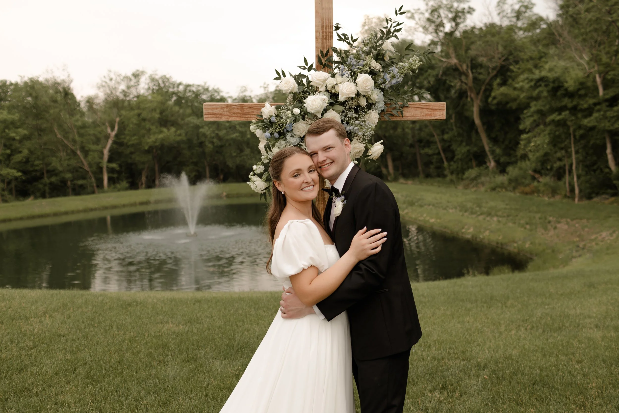 Outdoor wedding at Northbridge Event Center in Central Iowa supporting Brides and Grooms
