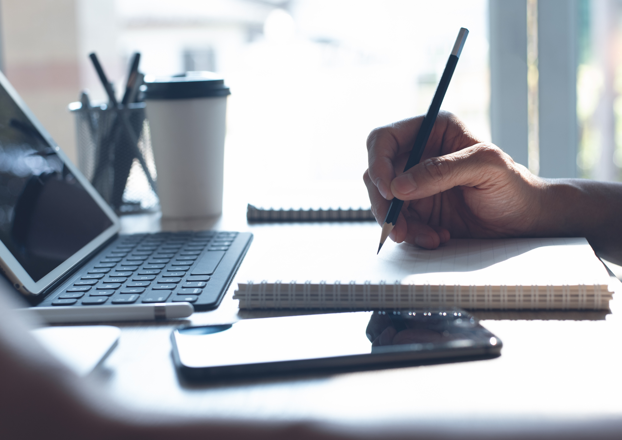 Bruxelles, j’arrive! offers private online conversation classes and exam preparation courses for busy professionals and expats learning French in Belgium.