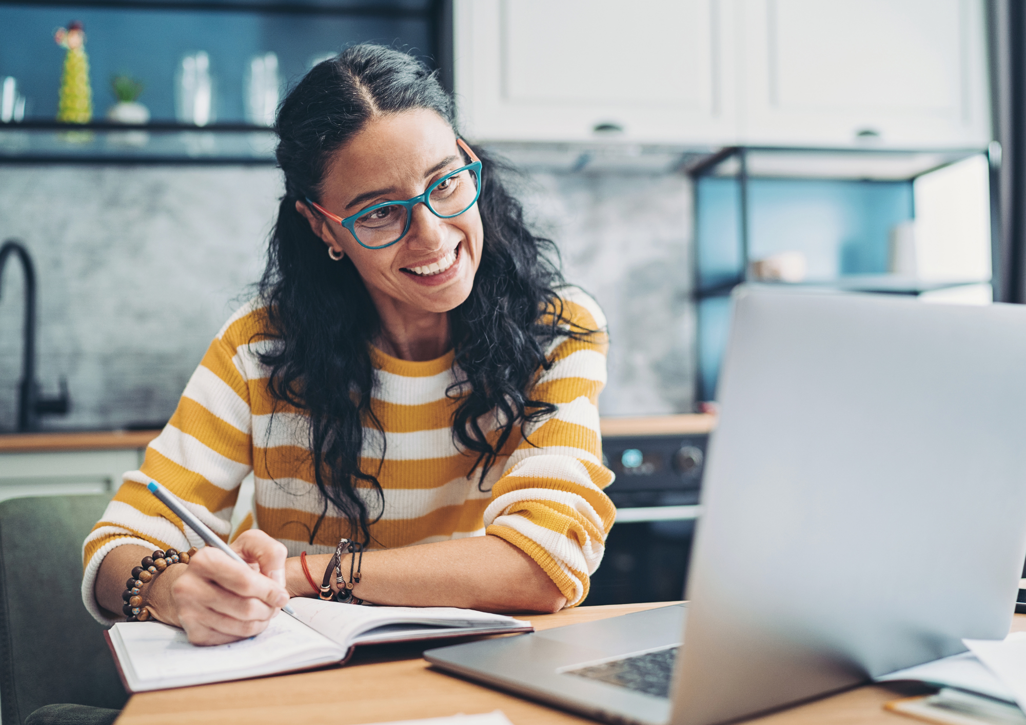 Bruxelles, j’arrive! offers private online conversation classes and exam preparation courses for busy professionals and expats learning French in Belgium.