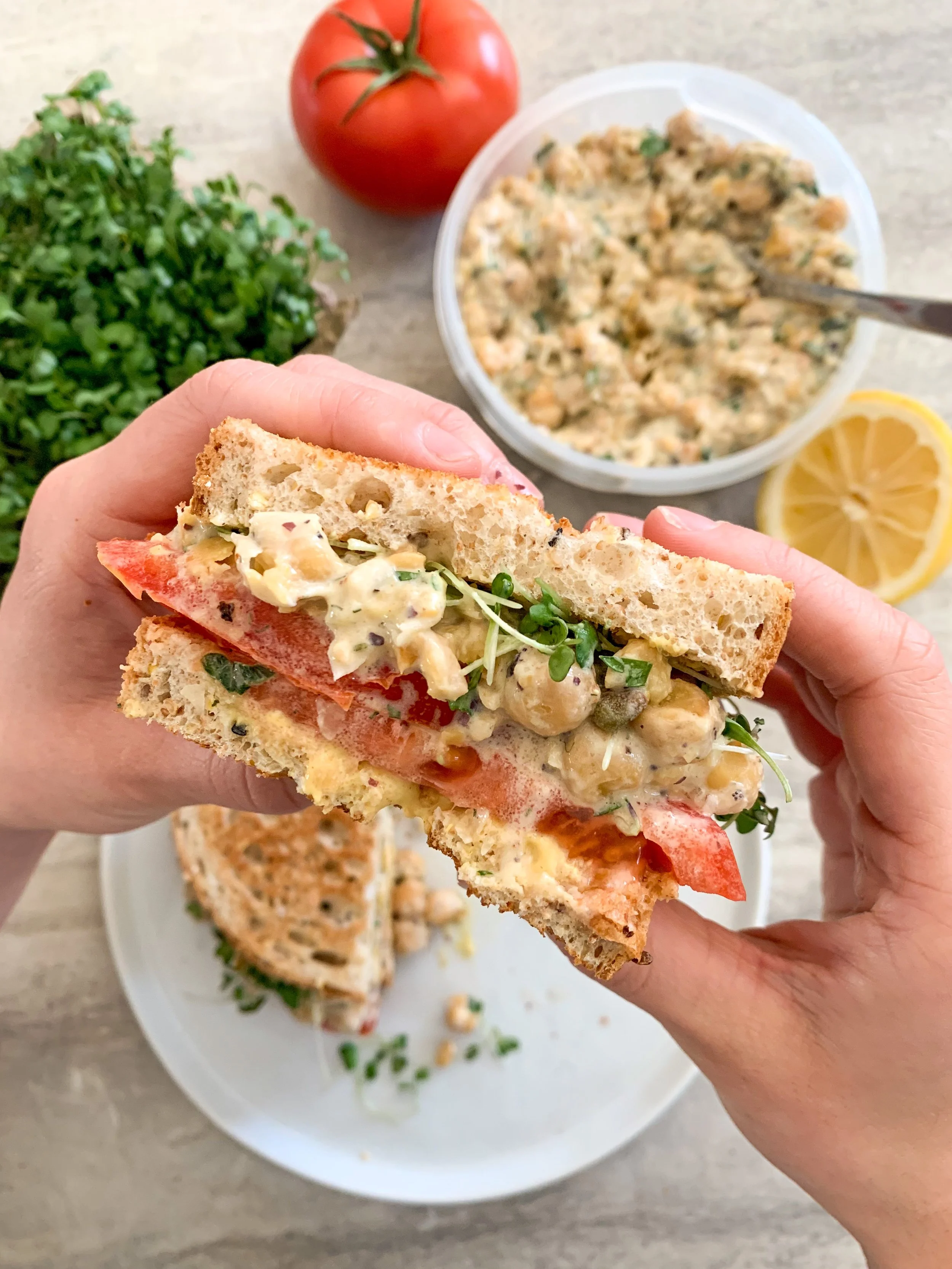 melange-pois-chiche-style-thon-pour-sandwich-salade