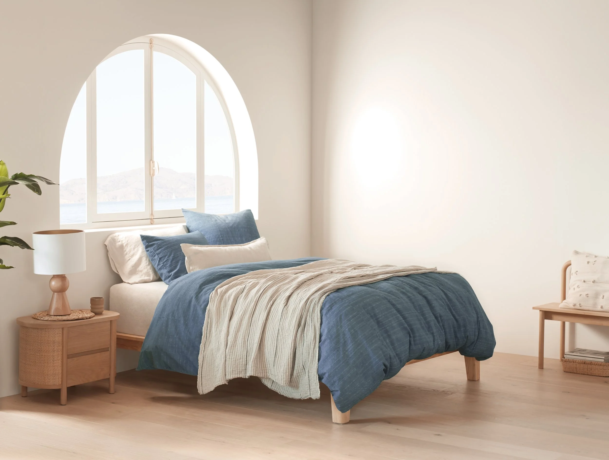 Precita_Duvet_Indigo_B_SP22_2523_x (1).jpg