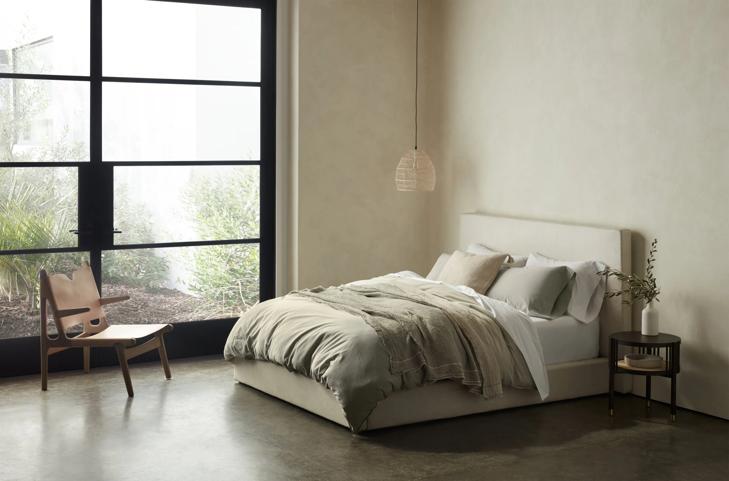 Banana Republic - Set Construction / Set Design