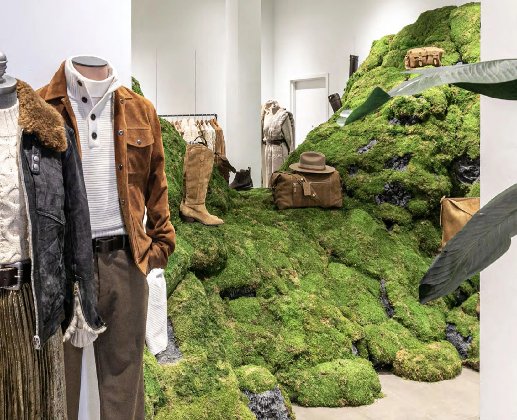 BR-store moss alt.jpg