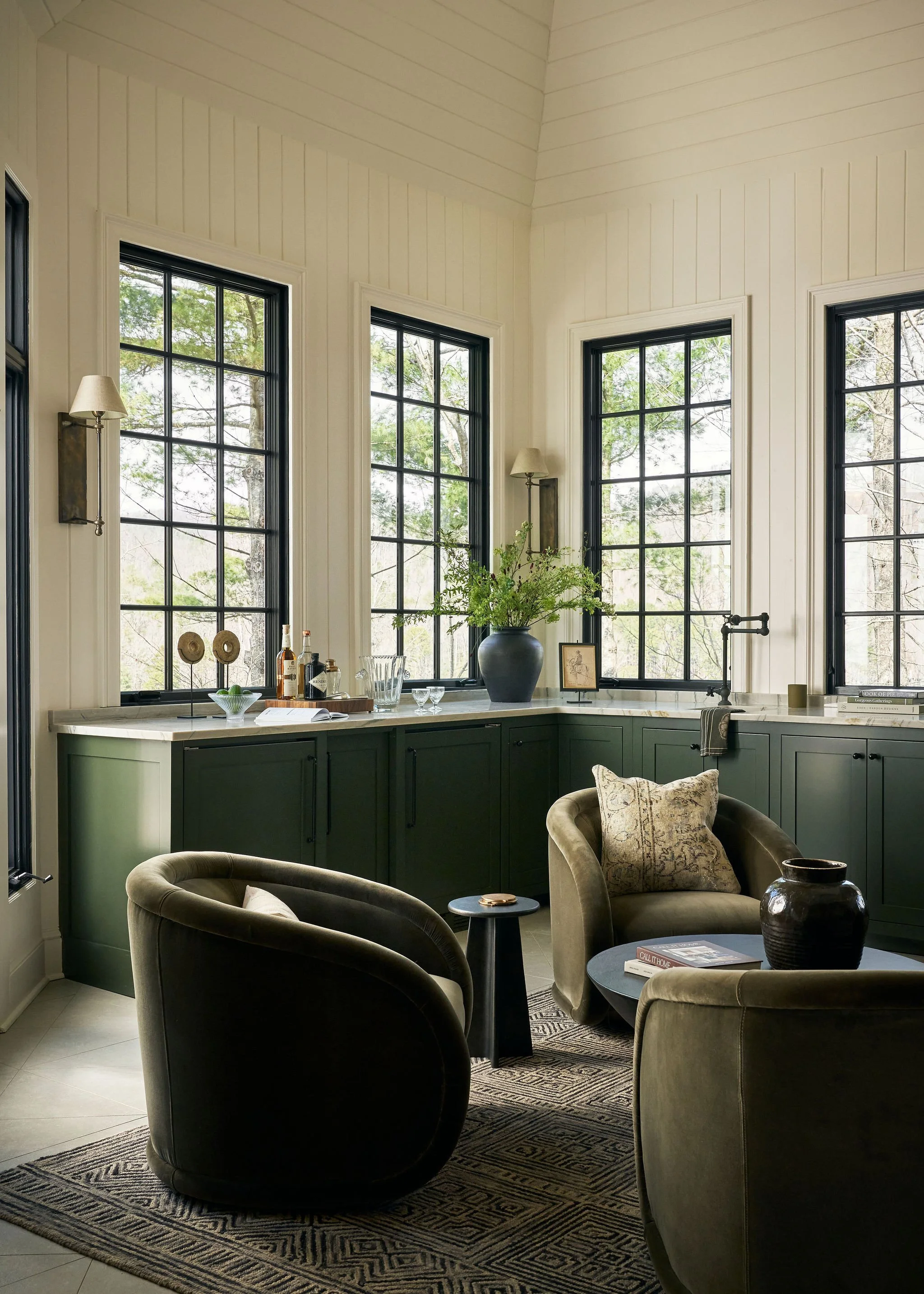 HDC_LakeBurton-Russell_Bar_01.jpg
