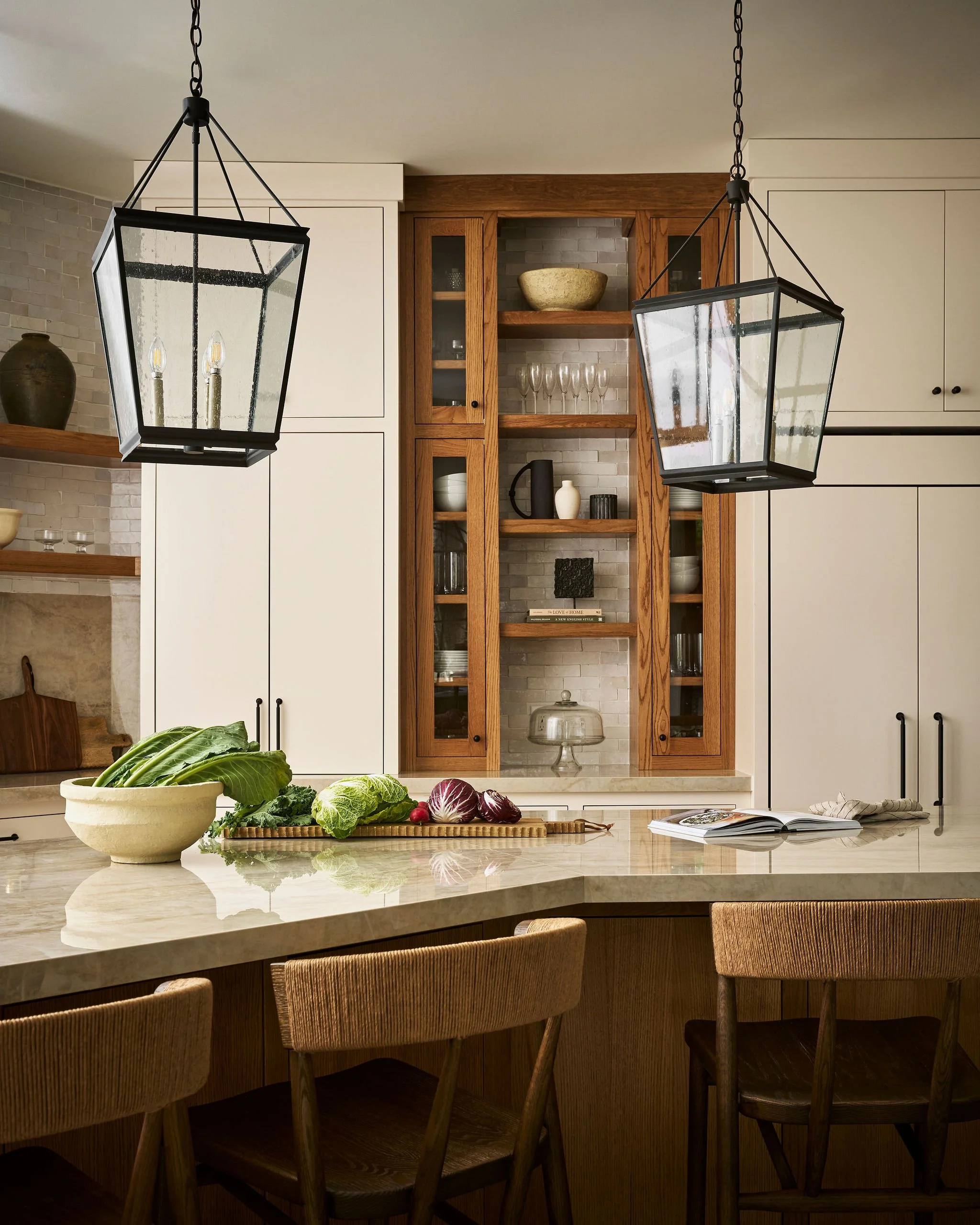 HDC_LakeBurton-Russell_Kitchen_04.jpg