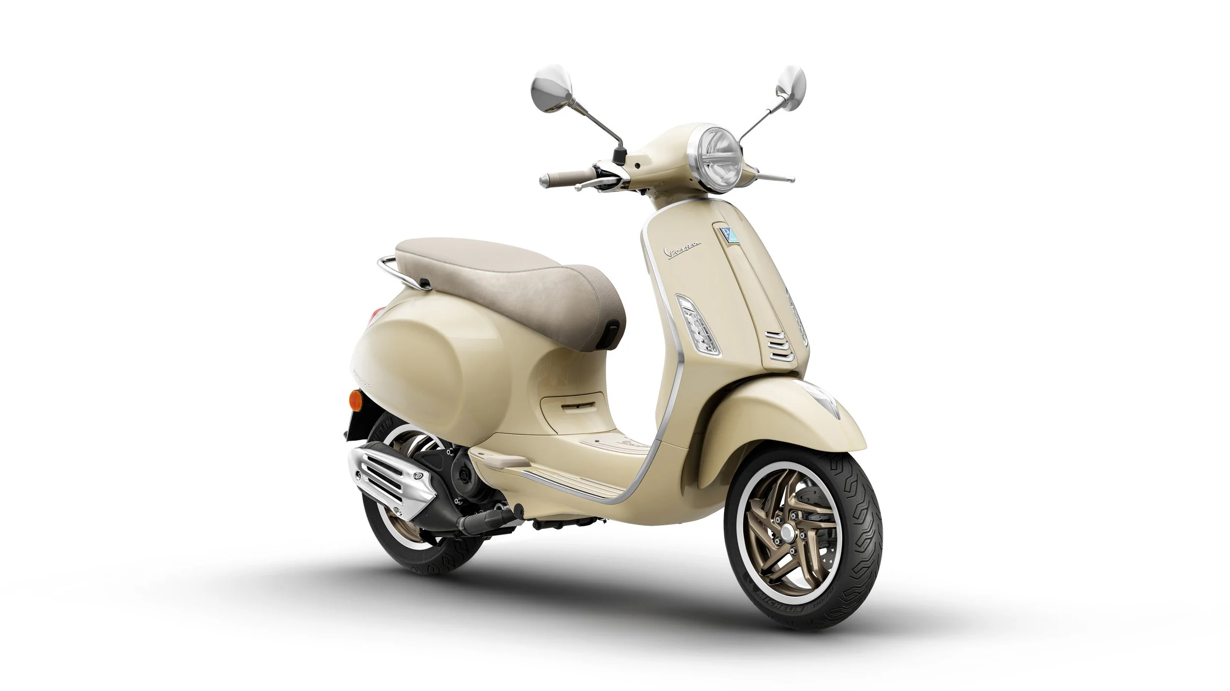 Vespa_Primavera_S_50_Giallo_3-4_Ant_Dx.jpg