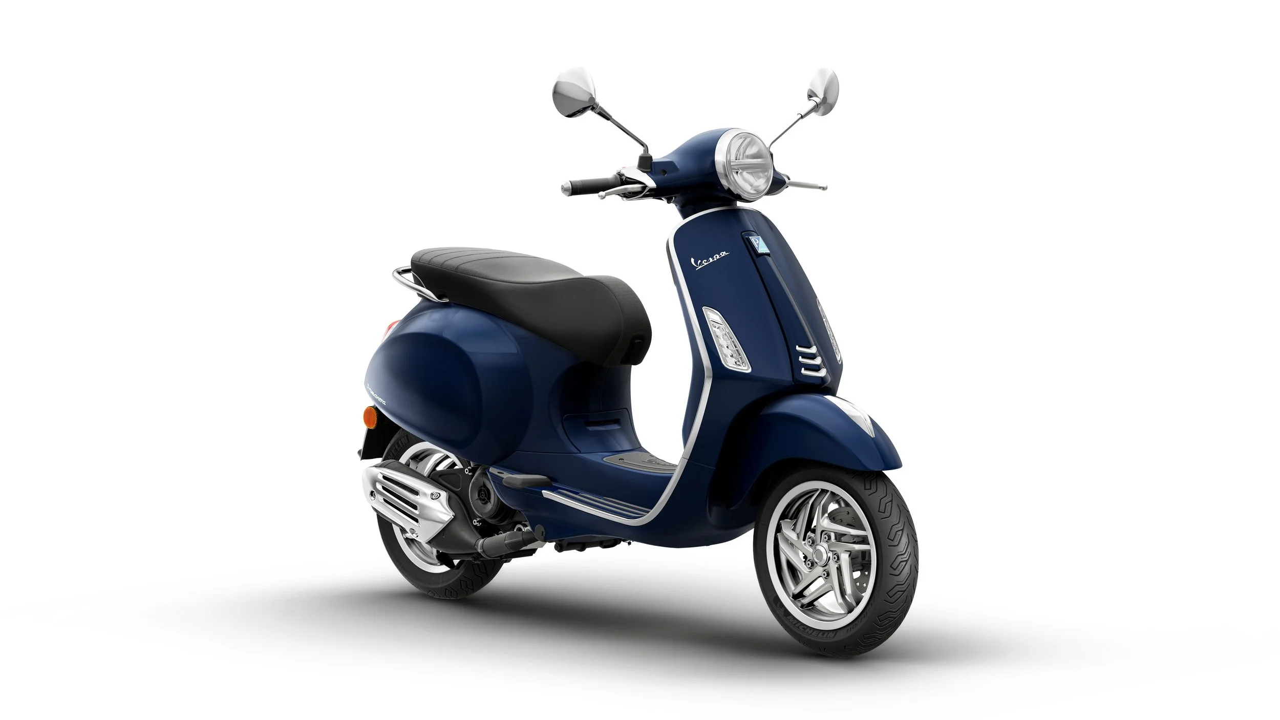 Primavera_50_Blu_Energico_3-4 Ant_Dx.jpg