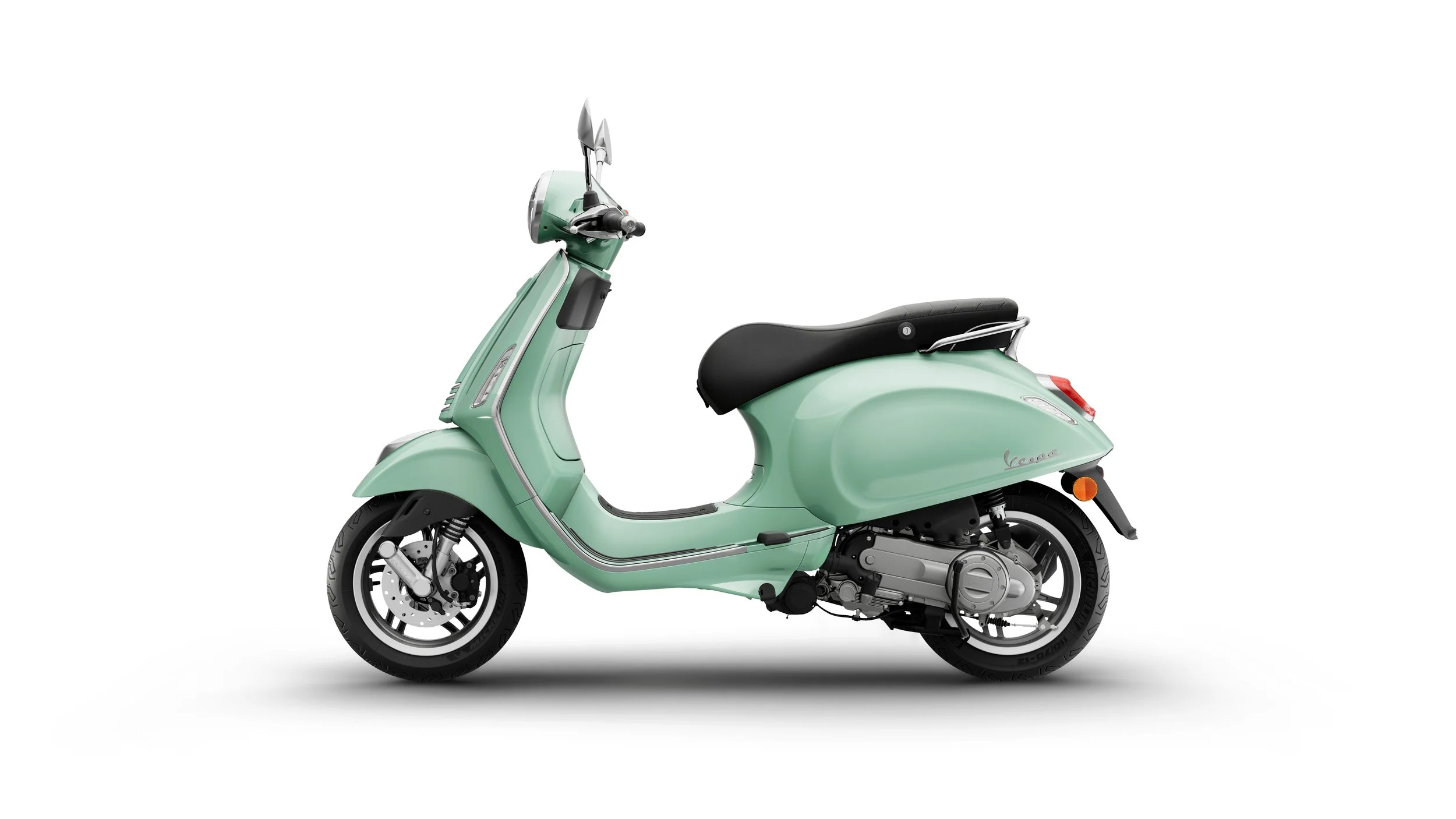 Primavera_Base_50_Verde_Amabile_SideSx.jpg