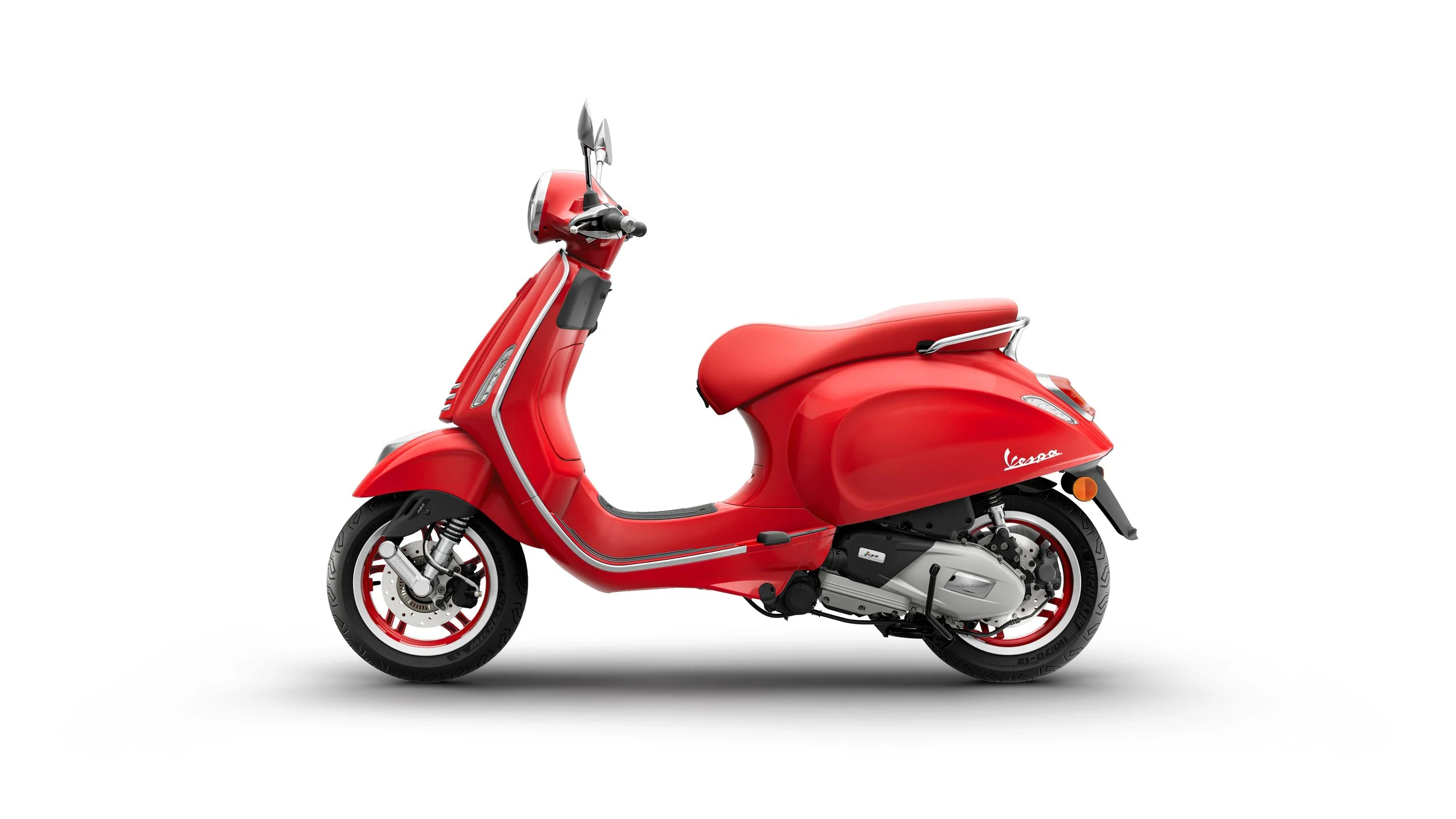 Vespa_Primavera_150_RED_Side Sx.jpg