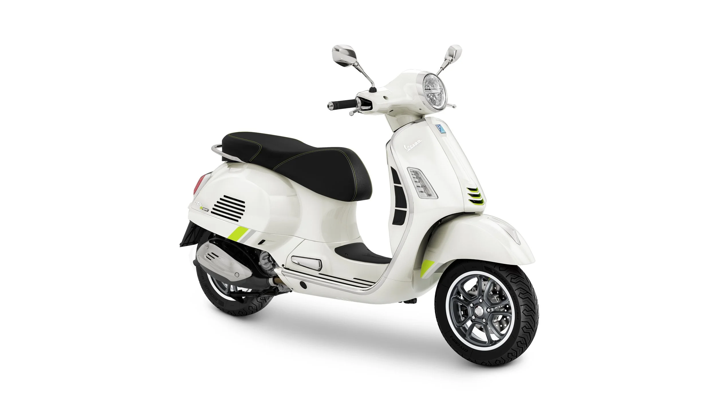 Vespa_GTS-Supertech_Bianco-Innocente_310_3-4-ant-dx.jpg