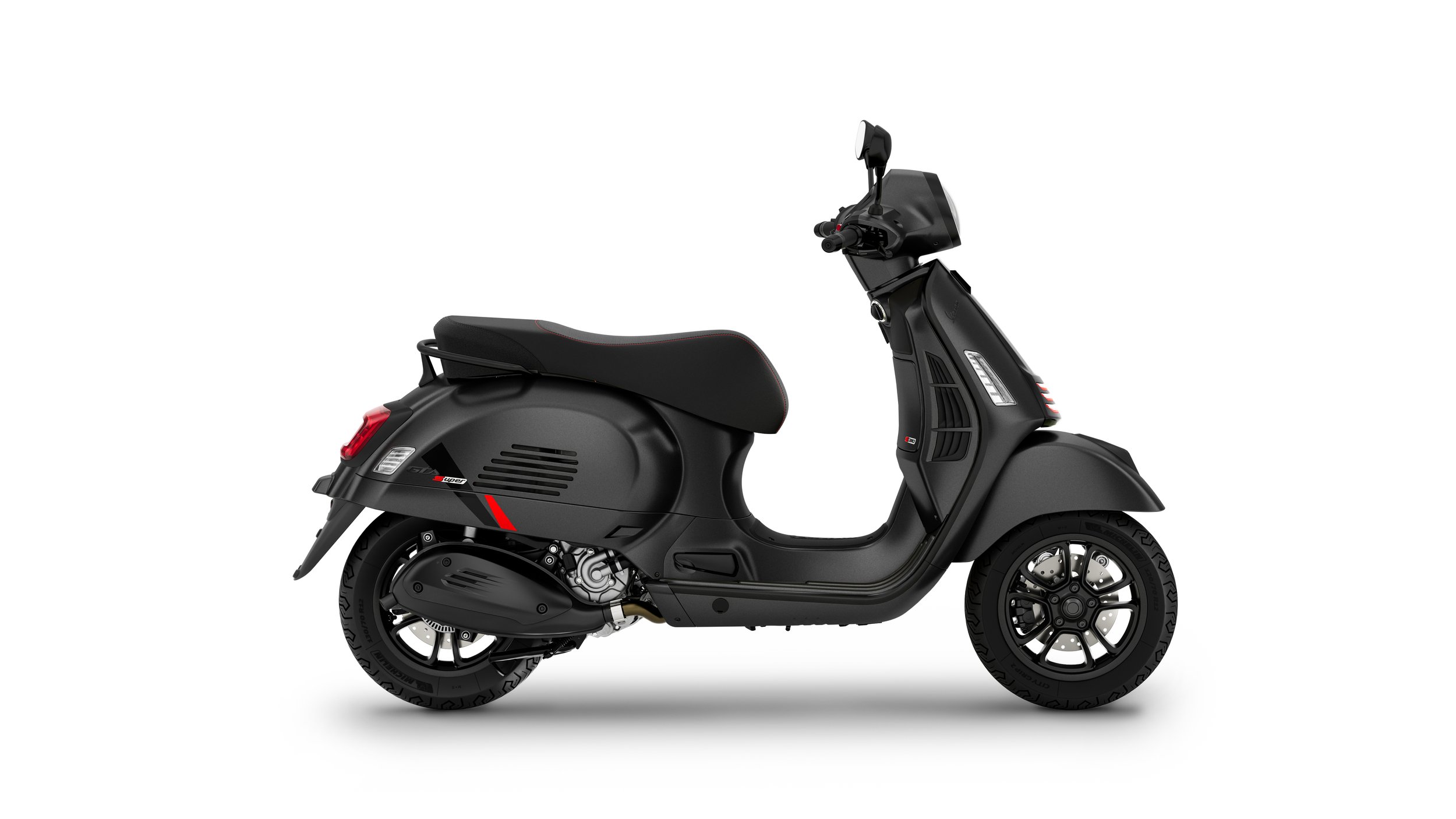 Vespa_GTS_310_Super_Sport_Nero_side_dx.jpg