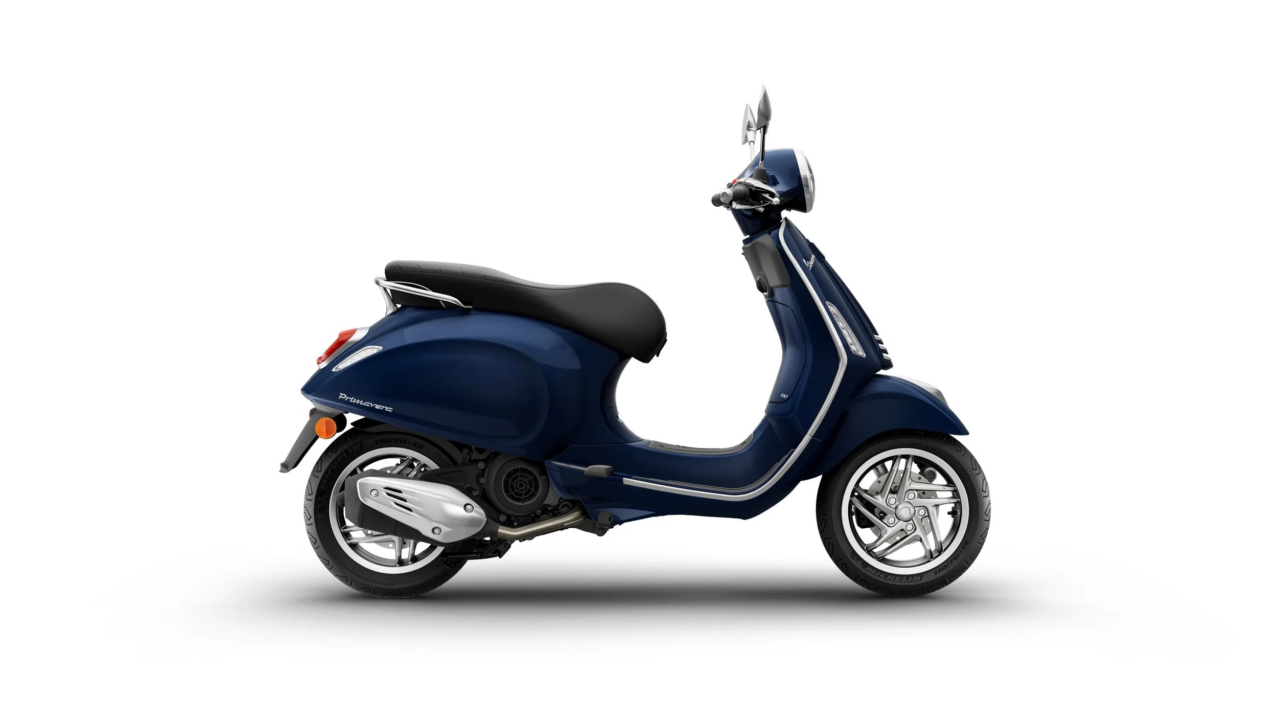 Primavera_Base_150_Blu_Energico_SideDx.jpg