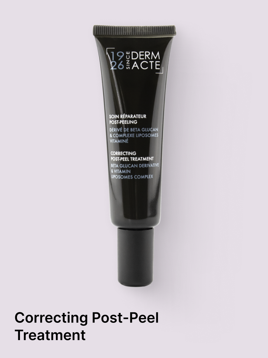 This treatment helps accelerate the soothing process of fragile skin and rebalances the hydrolipidic film. Contains a beta glucan derivative and a vitamin liposomes complex to regenerate, repair, moisturize and soothe the skin. Can also be used on ch