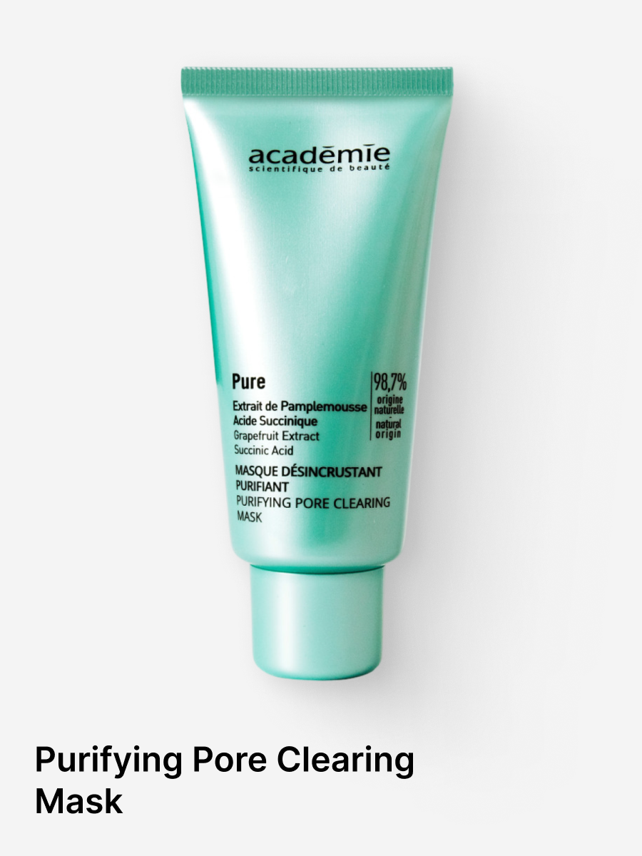 A treatment specially designed for oily skin, skin grain visibly appears refined and pores seem tightened. This skin is soft and mattified. Formulated with kaolin it enables to eliminate excess sebum and favors skin cells regeneration.