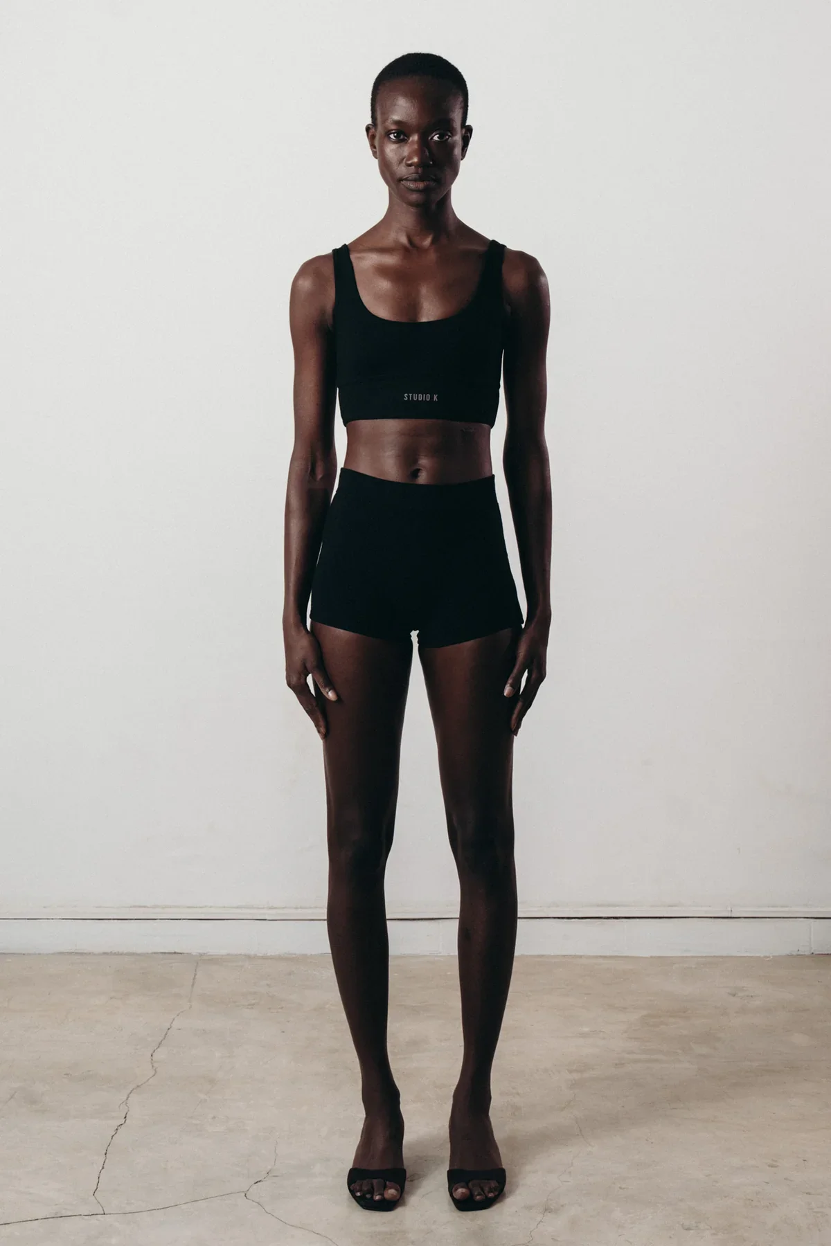 Axis_Sportsbra_Retro_Booty_Shorts_2.webp