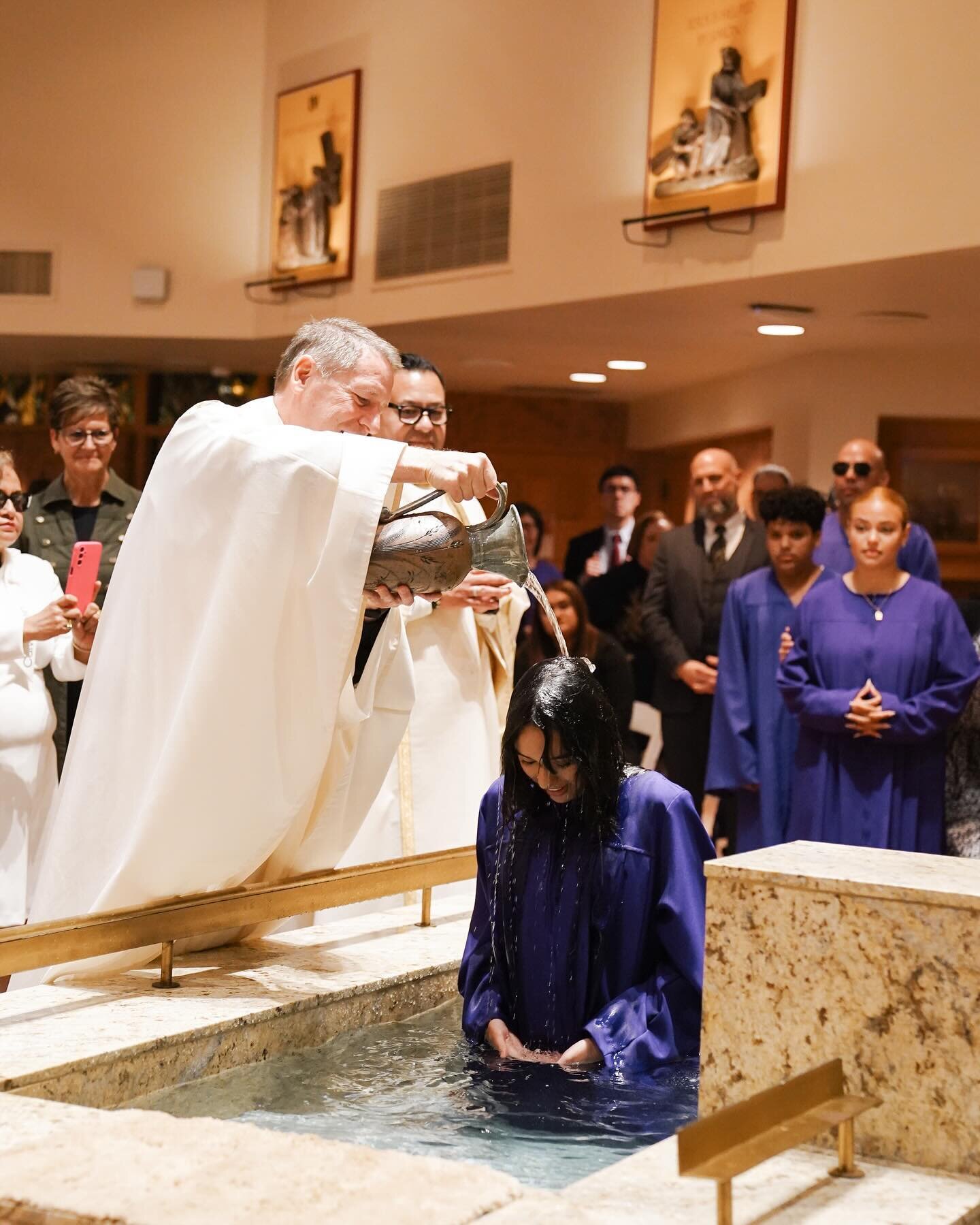 Welcome home to the 5 teens who were baptized and brought into the Church at this past Saturdays Easter Vigil! How beautiful was it to see 40 people enter the Church?! #catholic #baptism #welcomehome #easter
