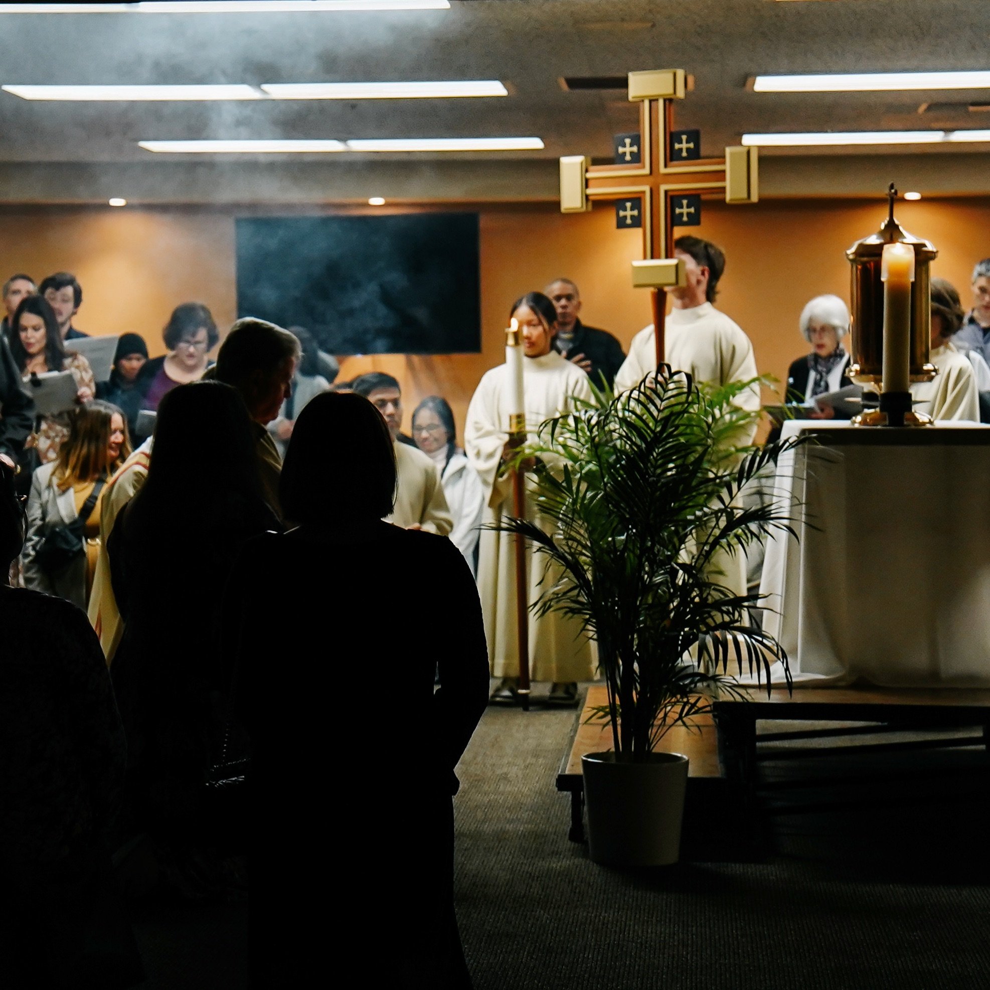 24-hour Adoration begins today! We will have 24-hour Adoration starting today, May 16th until Pentecost Sunday, May 19th at 5 pm in the Upper Room. 

We invite you to sign up for a Holy Hour to pray for an outpouring of the Holy Spirit, just as Mary 