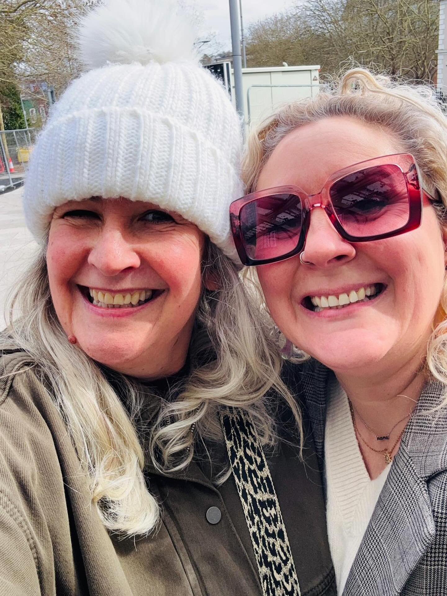 A year ago today I entered a container with my business bestie @nicolahumber for 12 months this amazing woman has held me through the ups and downs of business. 

Monday voice notes&hellip; and regular stomps around Winchester have opened up a verbal