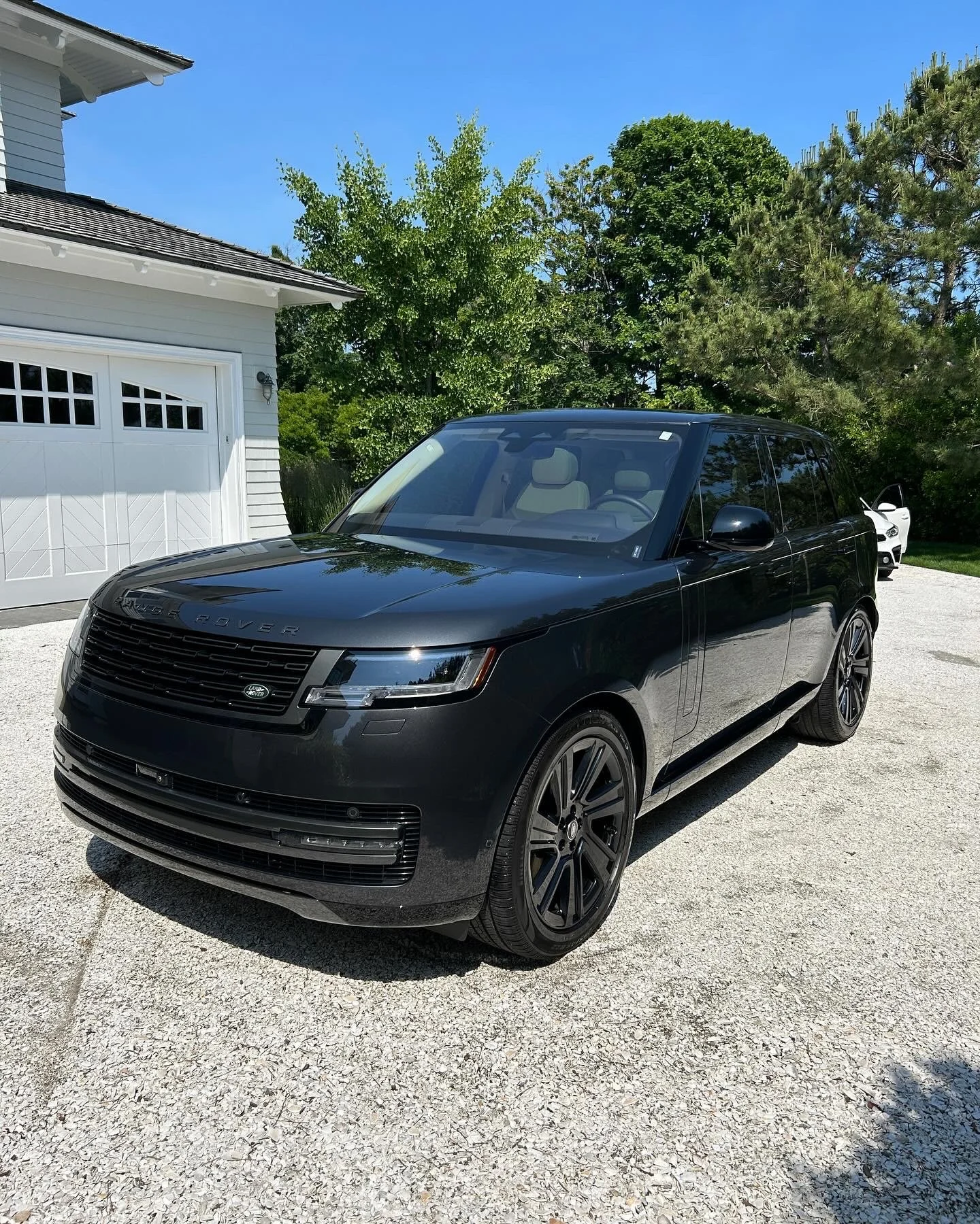 Land Rover Exterior.JPG