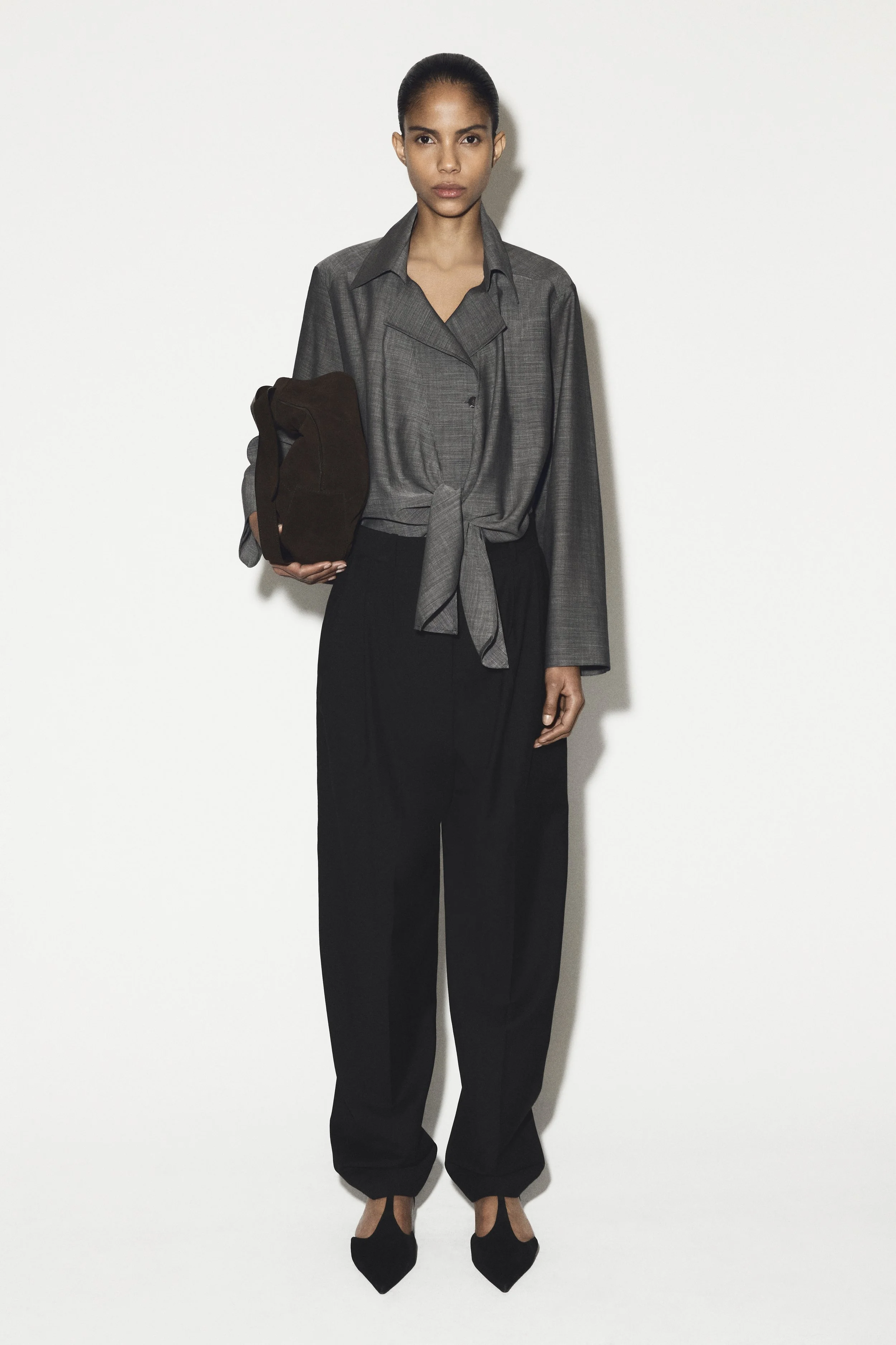 TRAPEZE TIE DETAIL 1318365001.jpg