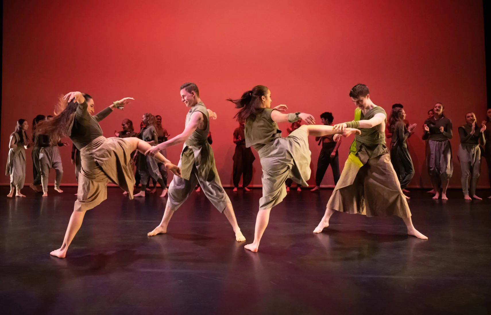 Choreography: Mathuthuzeli November 
Company : Ballet Central
Light design : Cara Hood
Photography by ASH