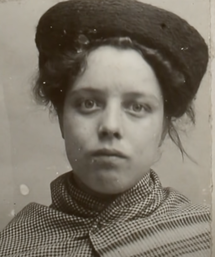 Molls, Mistresses and Machinists - The Story of the Women Surrounding the Peaky Blinders.