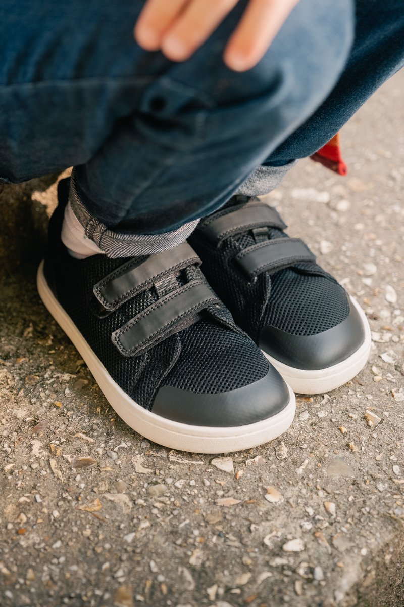 Original Mesh Kids Black & White Web Res-12.jpg