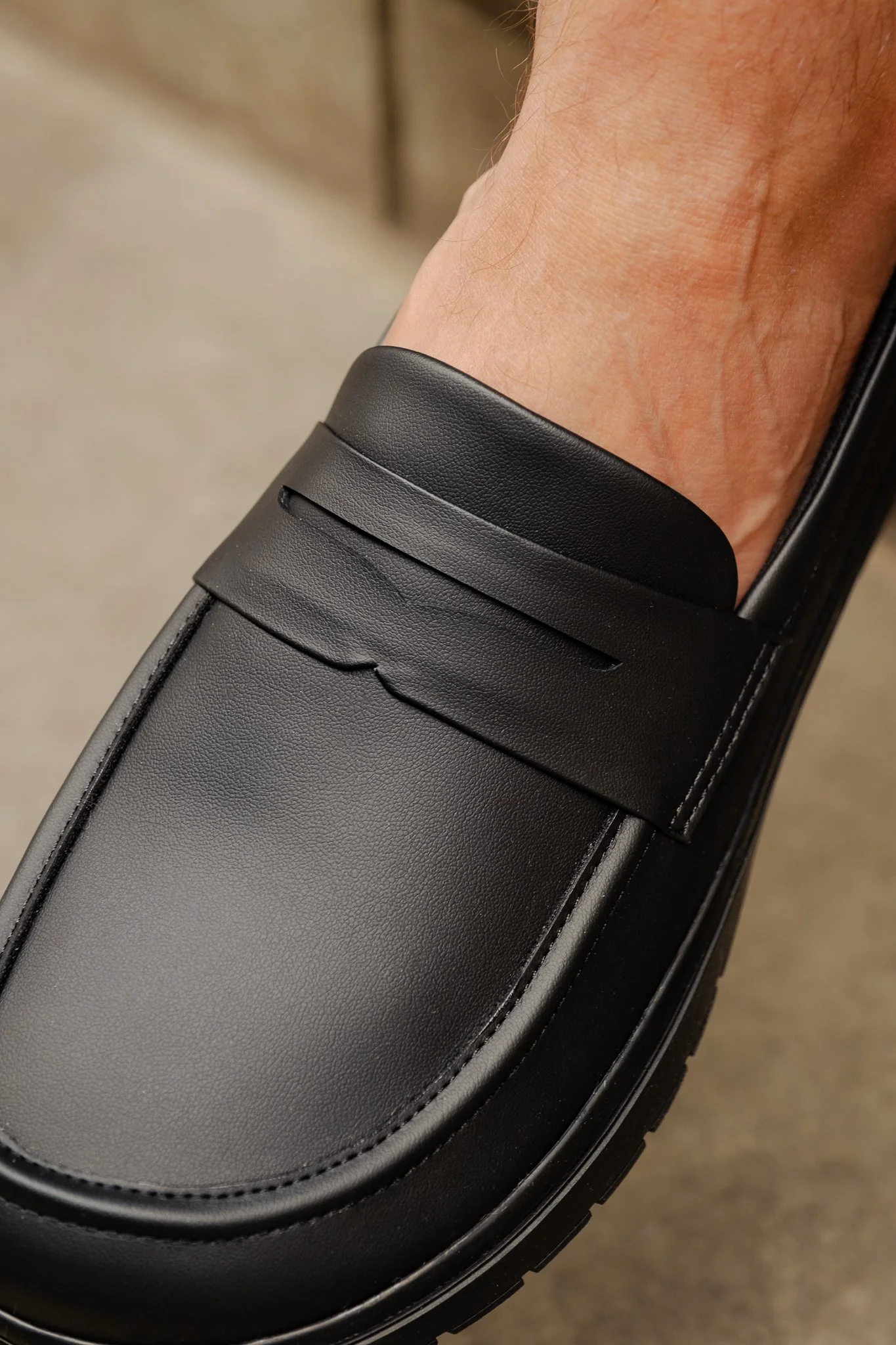 Loafer All Black WEB RES-15.jpg