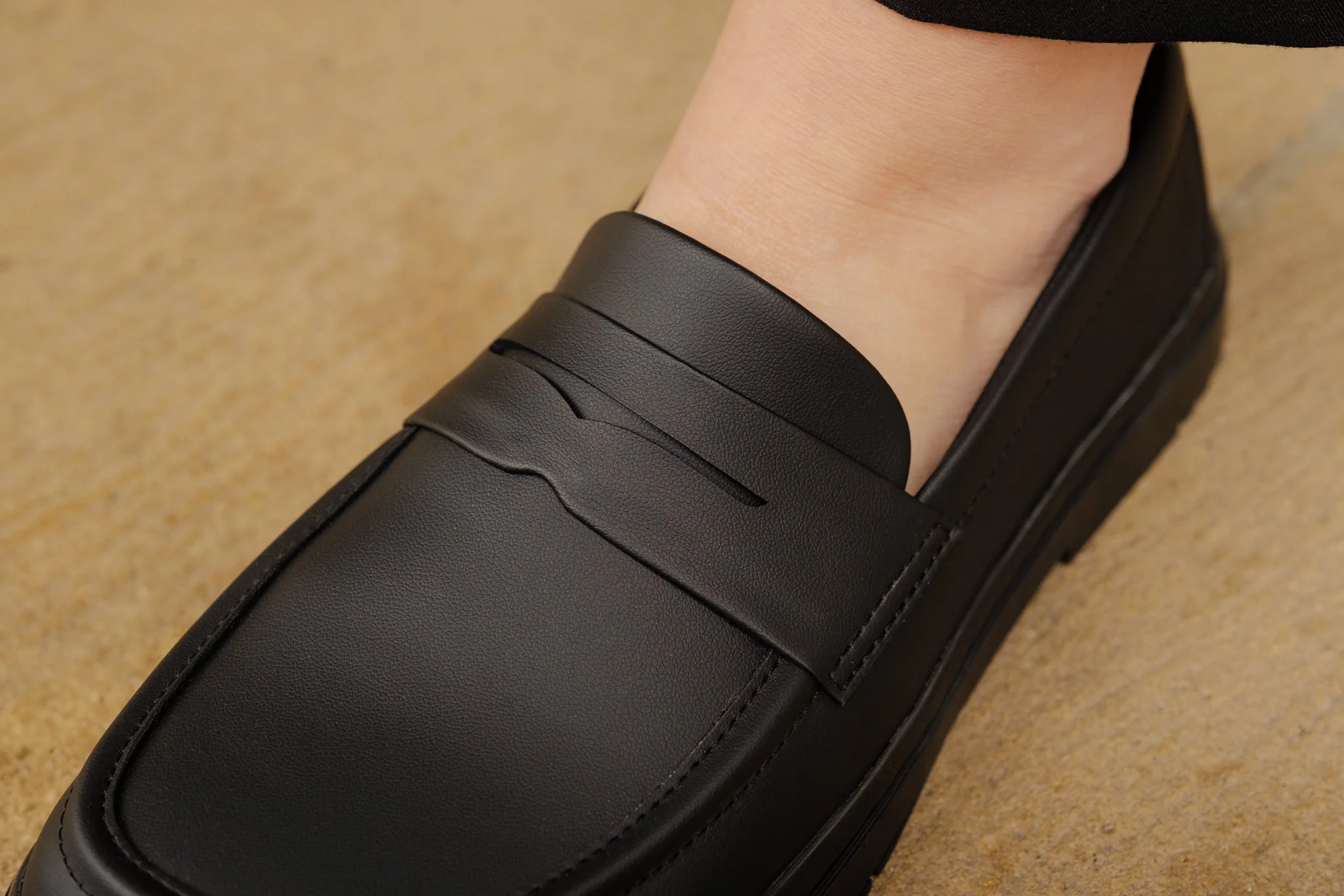 Loafer All Black WEB RES-52.jpg