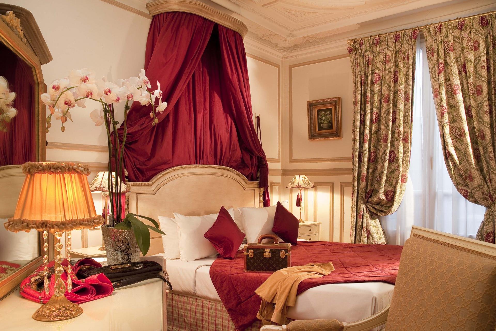 Parisian_Romance_Sojourn_Ventures_003.jpg