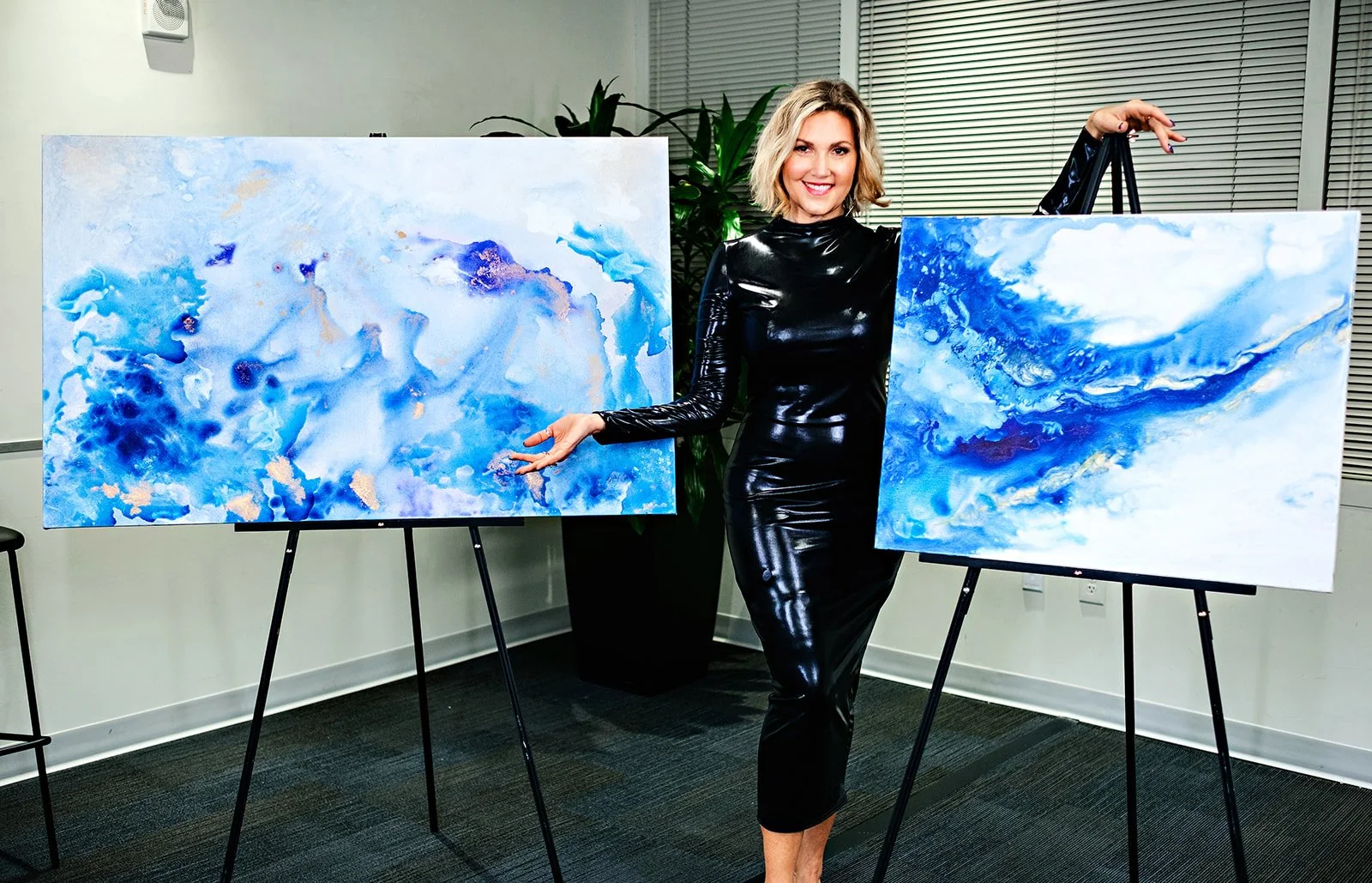 “Smoke and Mirrors” with Lynne McDonald. Photo credit: Chelsea Patricia Photography, 2024.