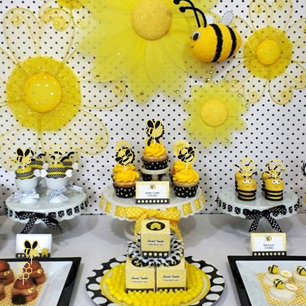 Buzzing Bee Cupcake Topper