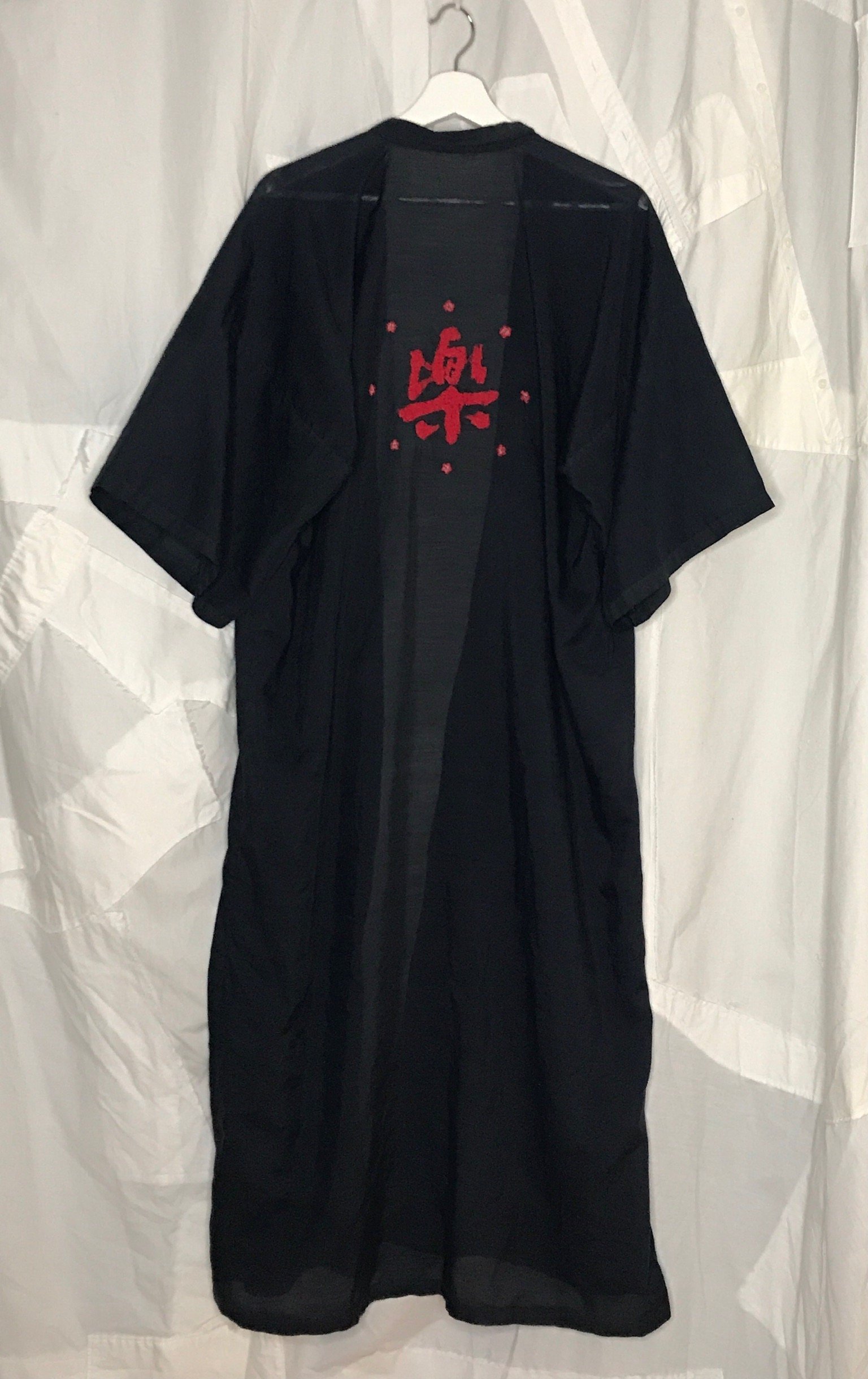 https://i.etsystatic.com/13544538/r/il/bd8f2e/2896800858/il_fullxfull.2896800858_cett.jpg