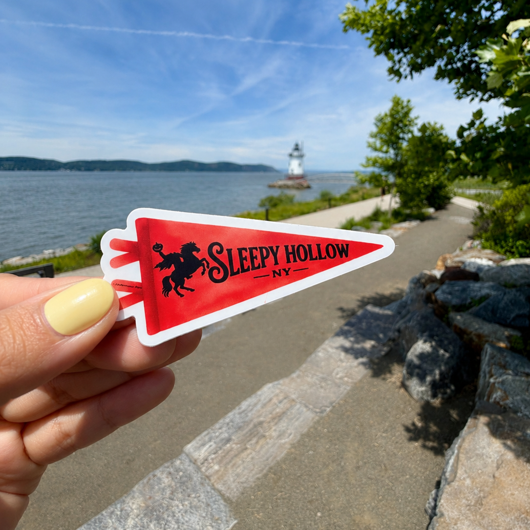 Sleepy+Hollow+Pennant+Sticker+Scene.png