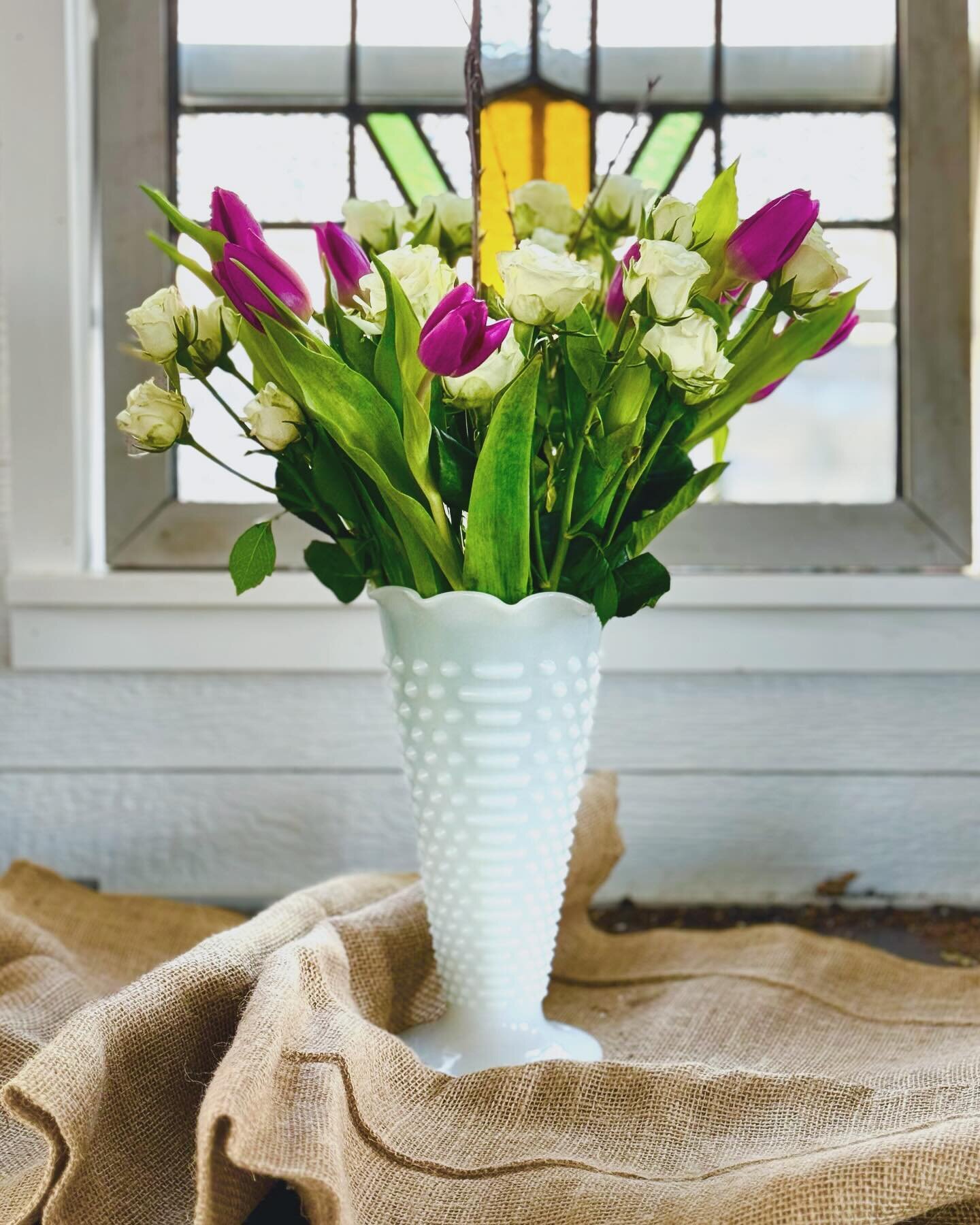 Blessings to you my friends on this beautiful Palm Sunday!
For this bouquet I have chosen white roses and purple tulips.
Purple is often used during Lent, which marks the upcoming crucifixion  of Christ.
Today is Palm Sunday which begins Holy Week.
A