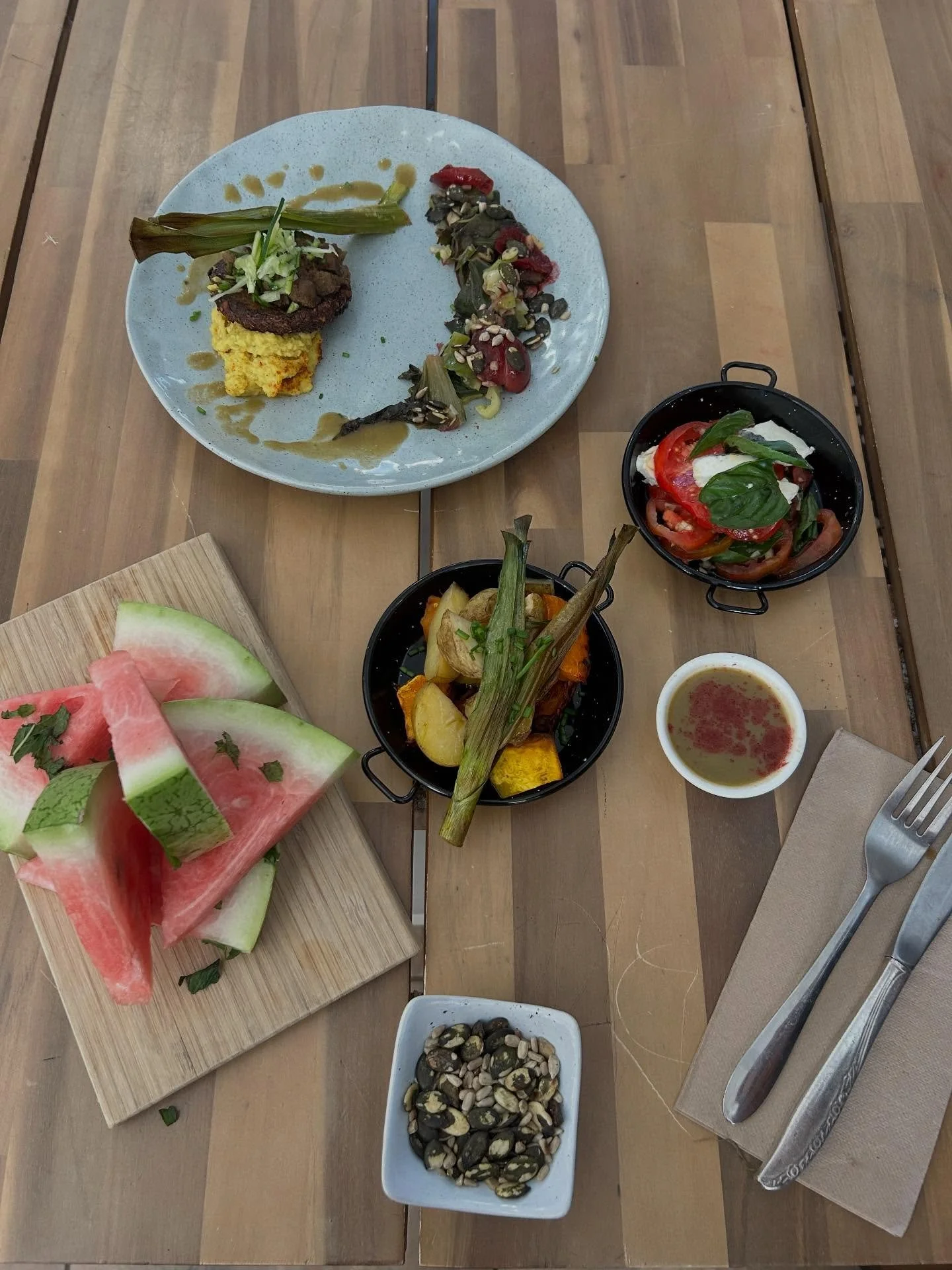 Tickets for the Community dinner held at Freeburgh Hall on February 28th are available now via Humanitix. Delicious local produce turn into a wonderful meal $25 Adults. Check out our Insta story or FB page for the actual link or search Bright Food Co