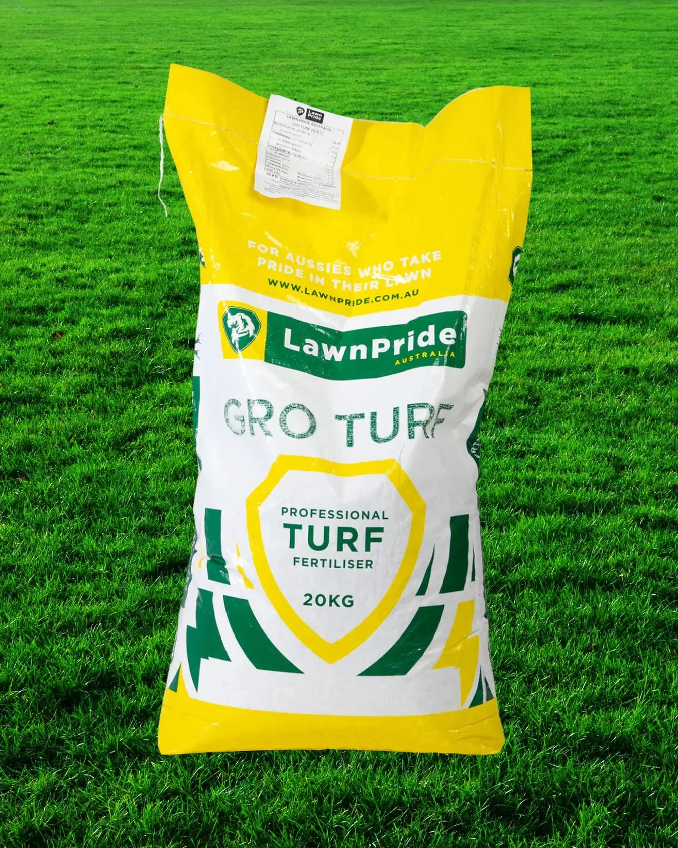 Spring&rsquo;s on &ndash; it&rsquo;s time to feed your lawn, mate!
🌱 Your lawn&rsquo;s waking up, so give it a proper feed. Wait until it&rsquo;s actually growing (soil&rsquo;s around 14 &deg;C), then hit it with a granular fertiliser that&rsquo;s g