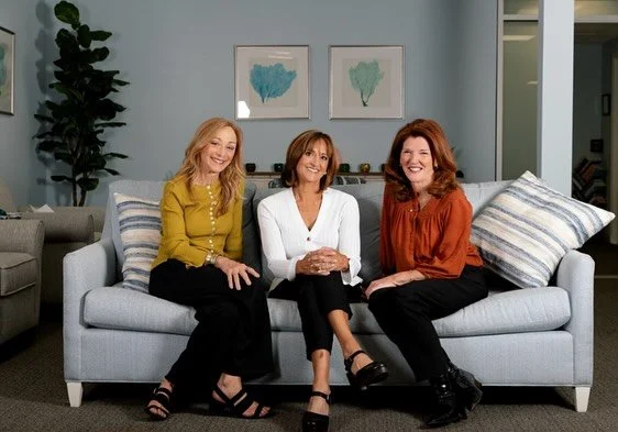More pics from our Women of Wellness Photo shoot. Follow our page @womenofwellness for updates on trainings and workshops coming in 2026! Thanks to @baileyannephoto @willowandjadenj @samanthaaherbert and @nicolettedidyourhair