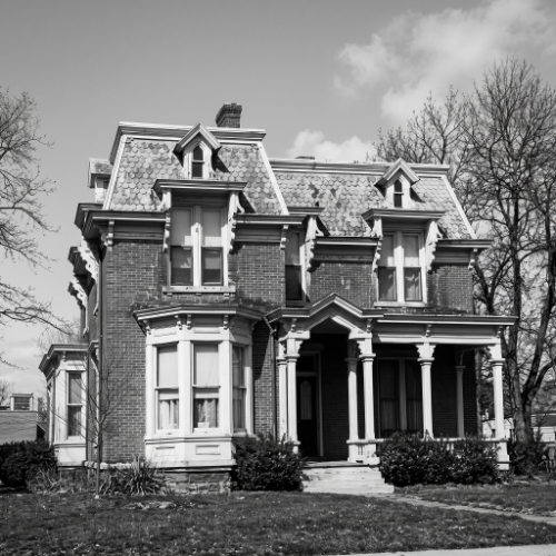 Home of Dr John Britts located at 139 East Franklin.