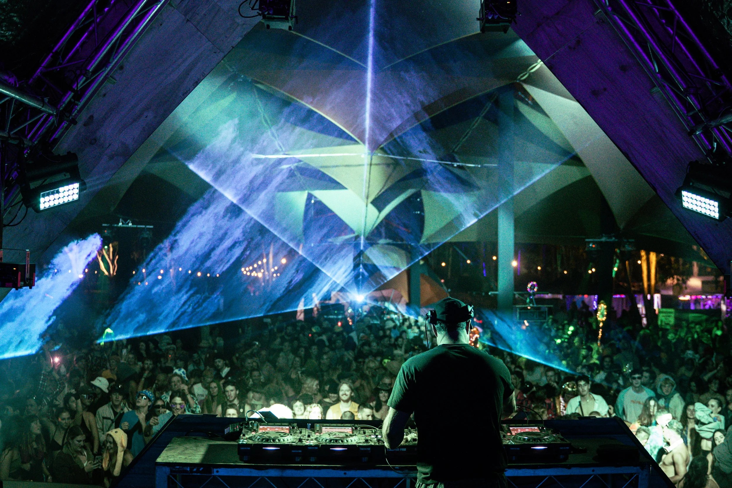 EARTH FREQUENCY FESTIVAL MUSIC, MEDIA COVERAGE, FESTIVAL PHOTOGRAPHER, LASERS.